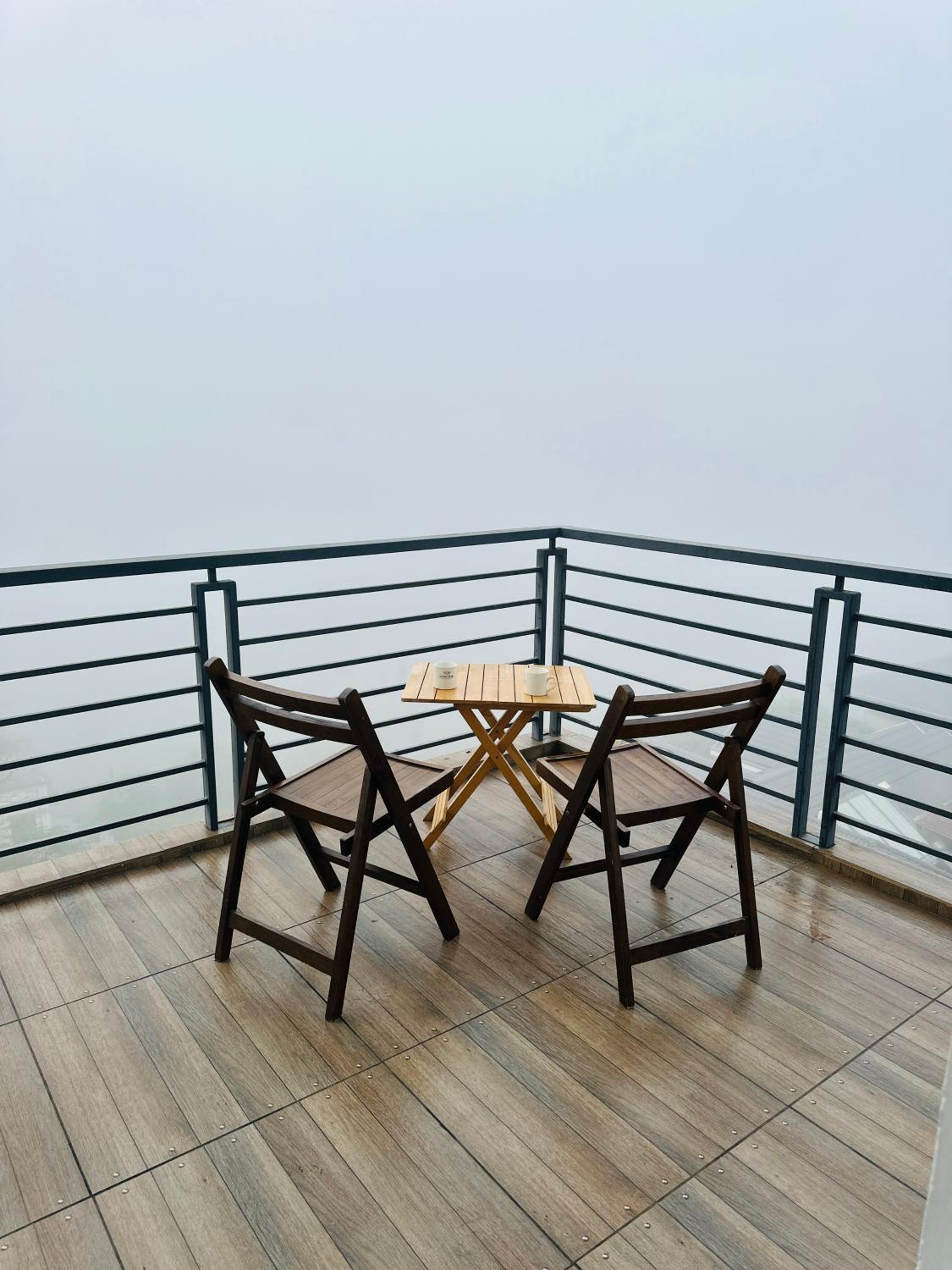 Two-Bedroom Apartment with Mountain View - Photo 36