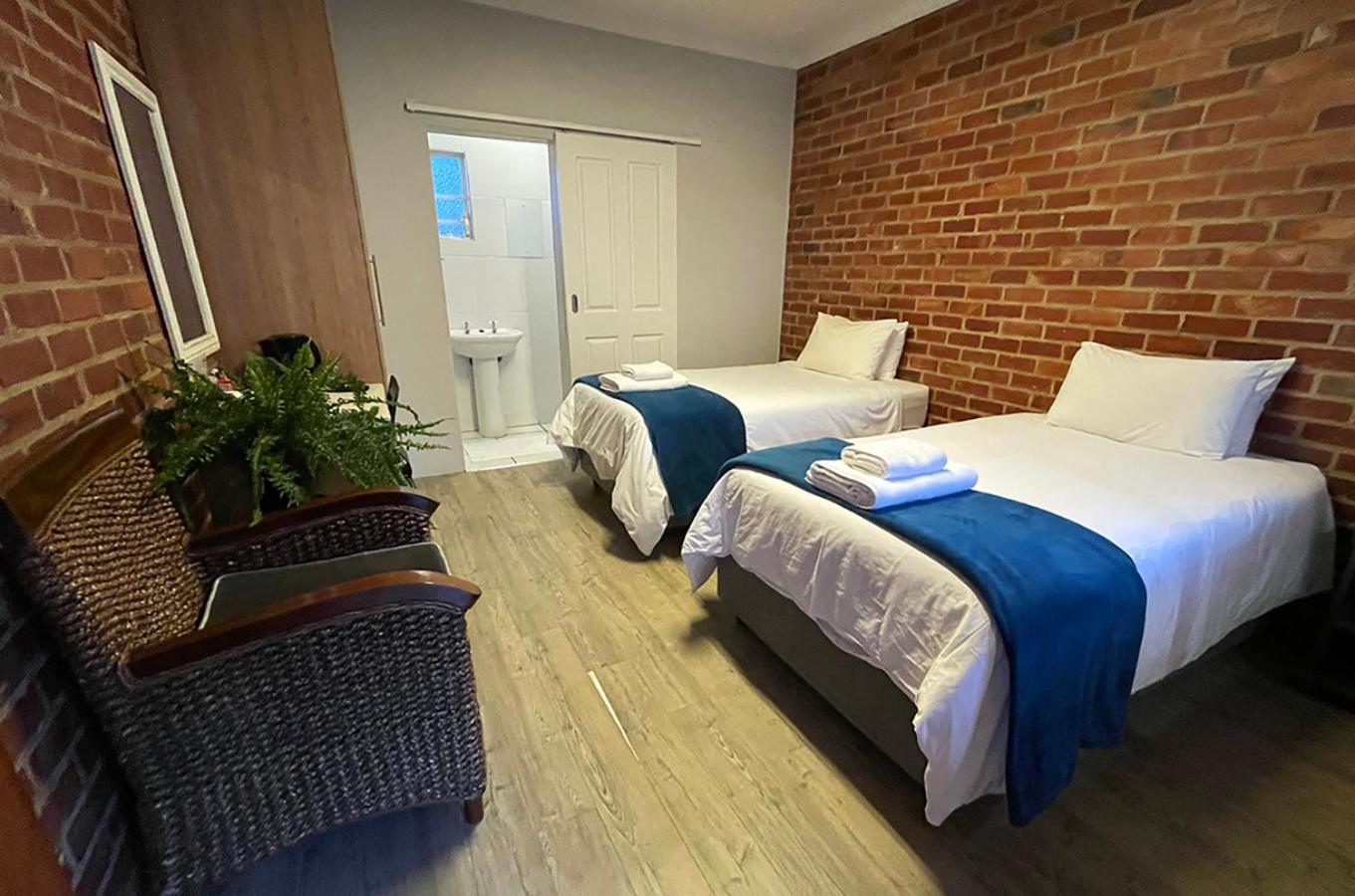 Superior Queen Room - Photo 2