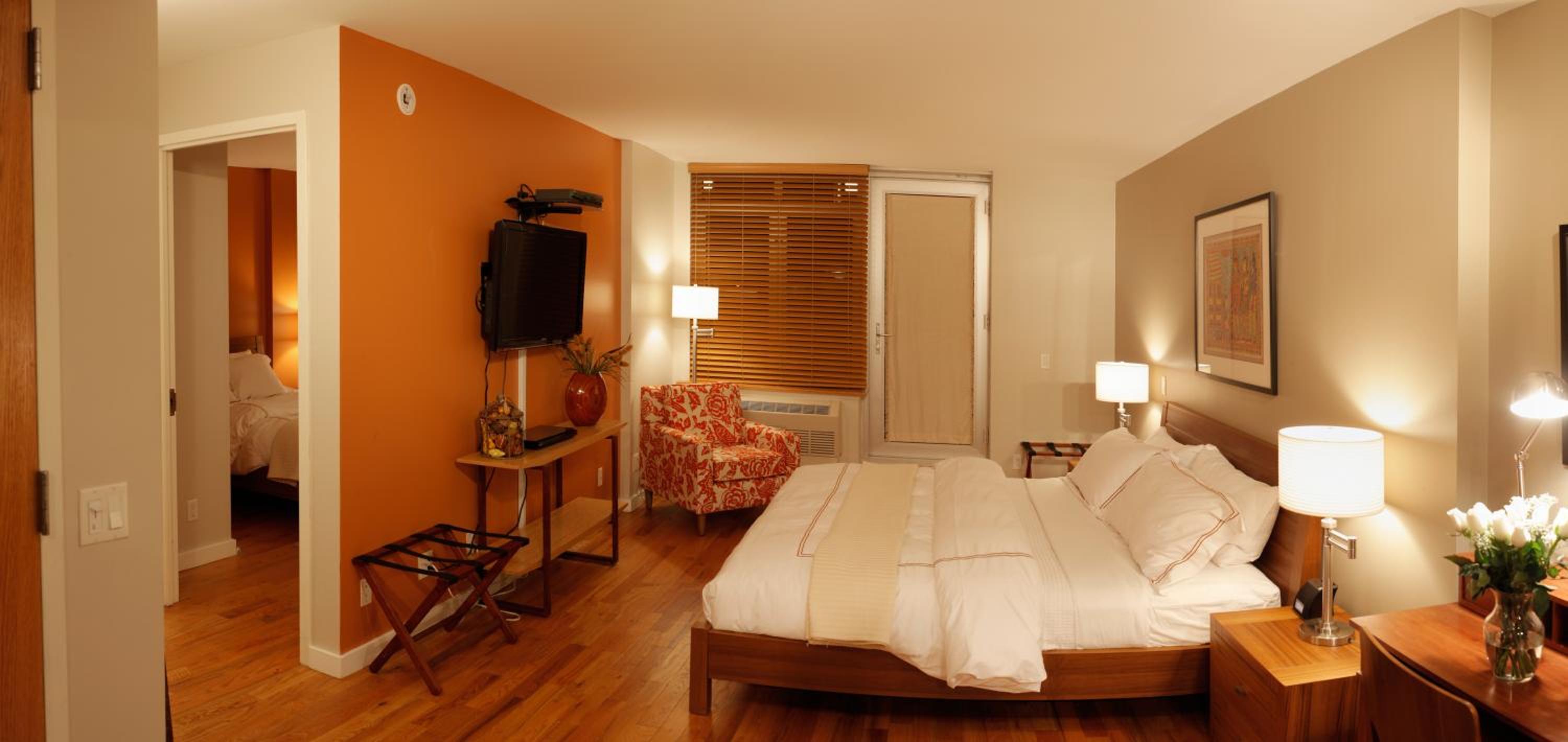 King Suite photo 2