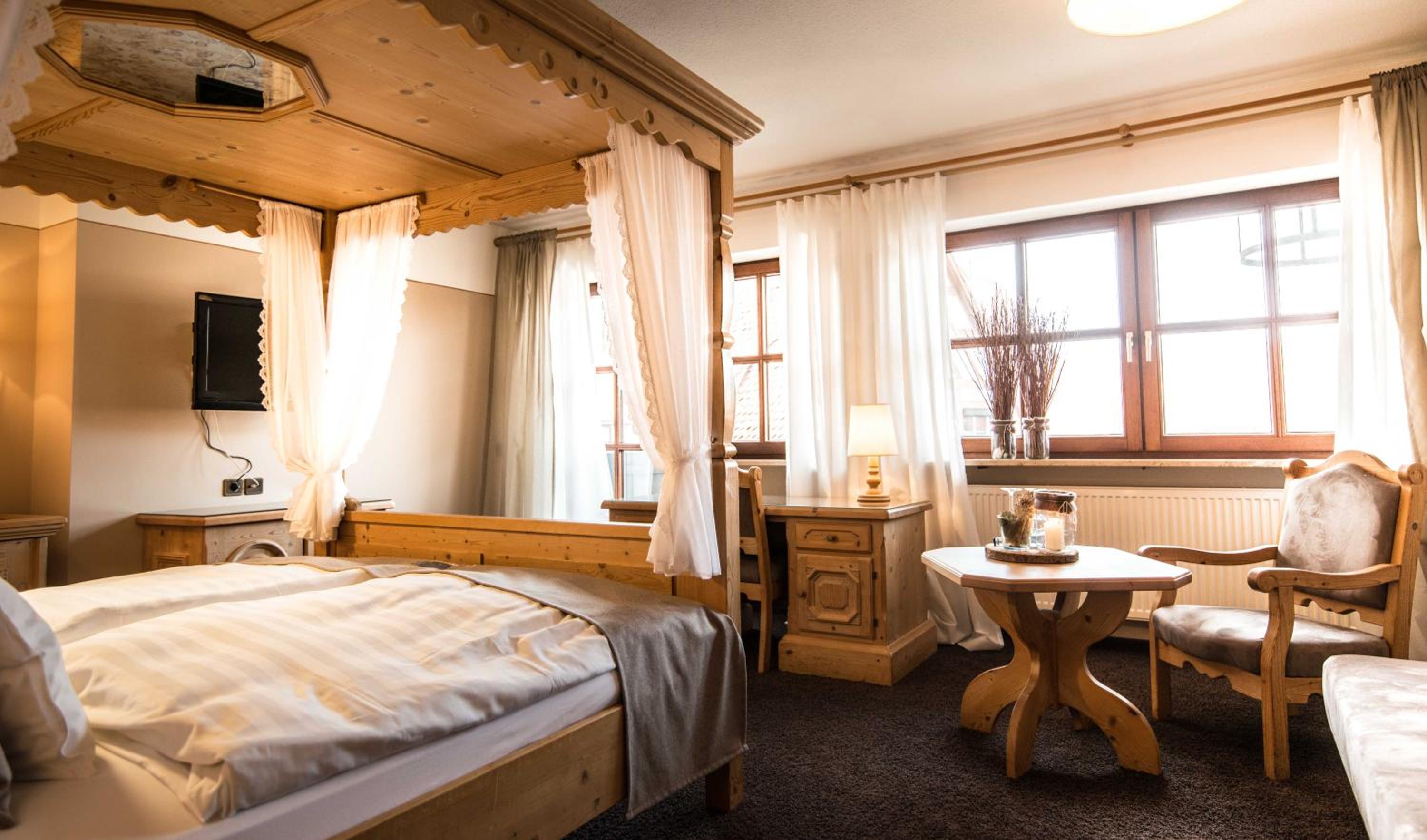 Deluxe Double Room - Photo 1