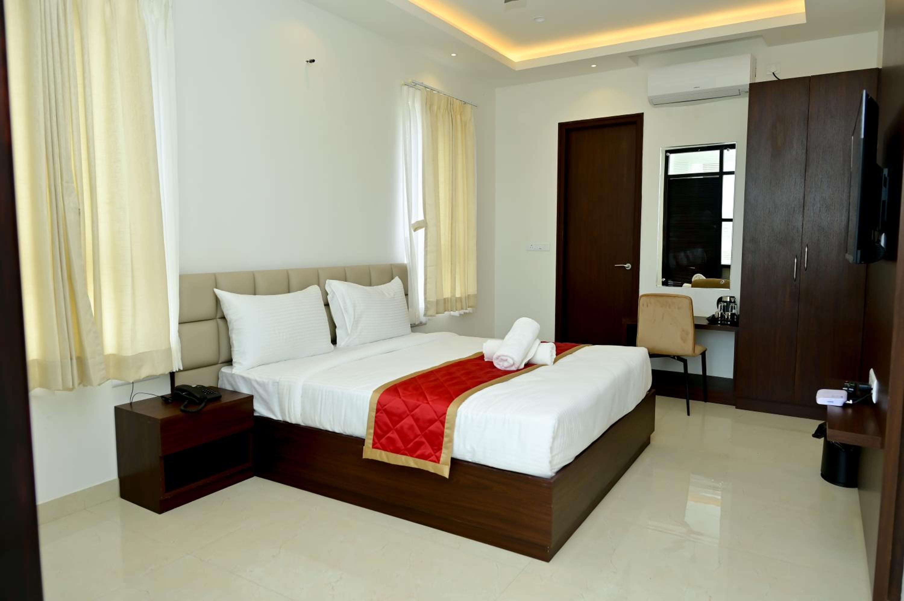 Suite with Mountain View photo 1