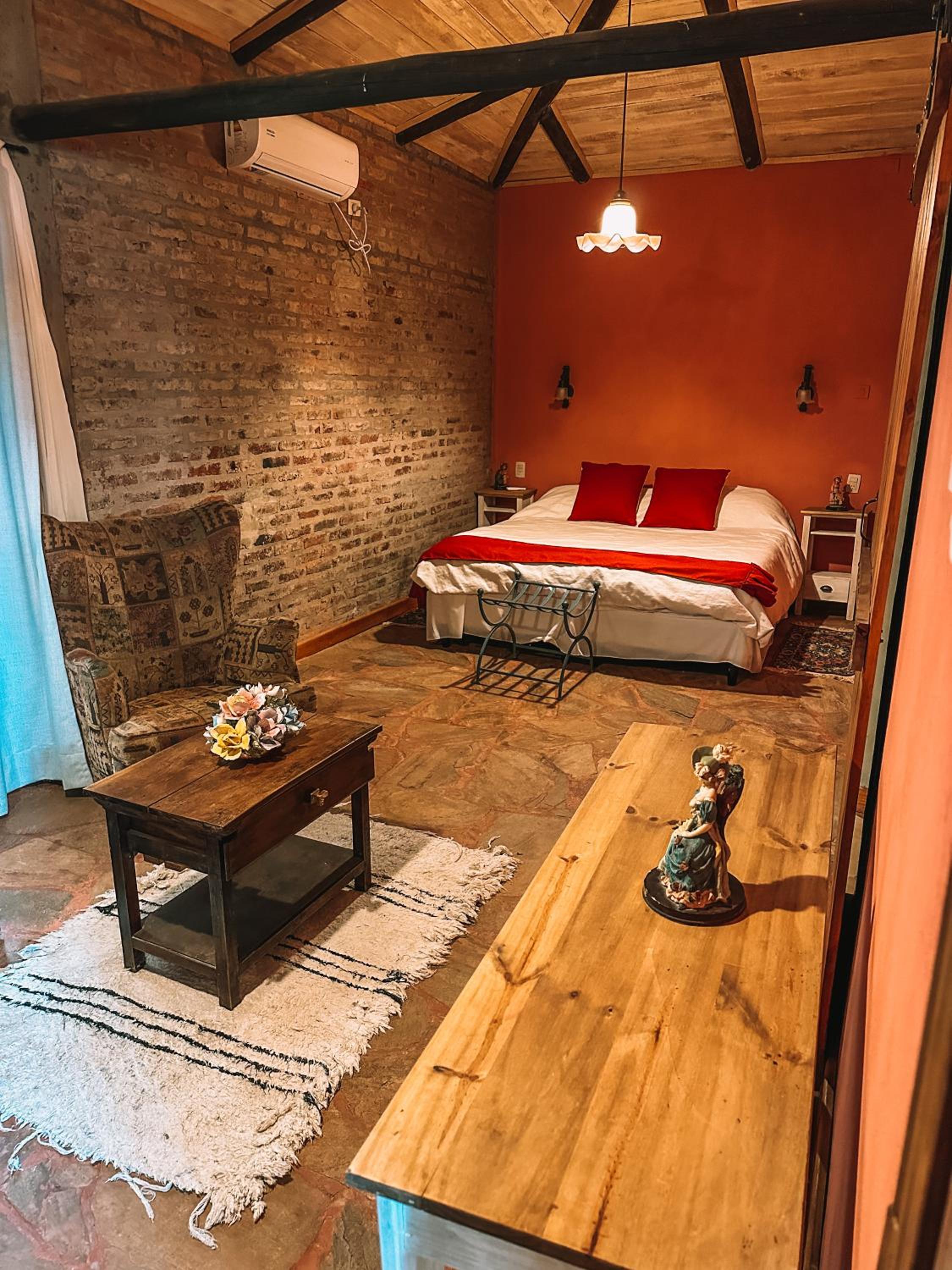 Double Room with Private Bathroom photo 1
