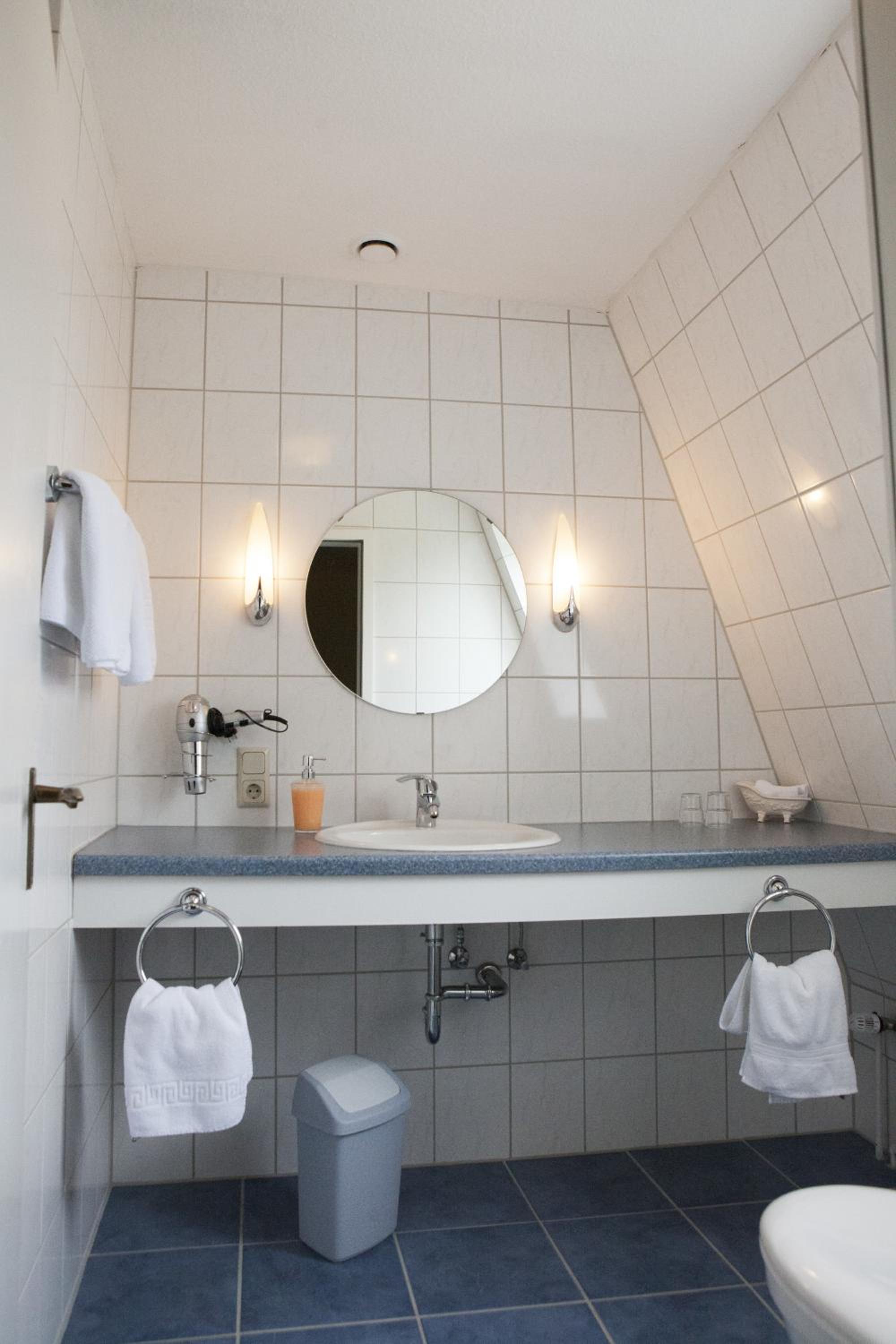 Comfort Double Room - Photo 8
