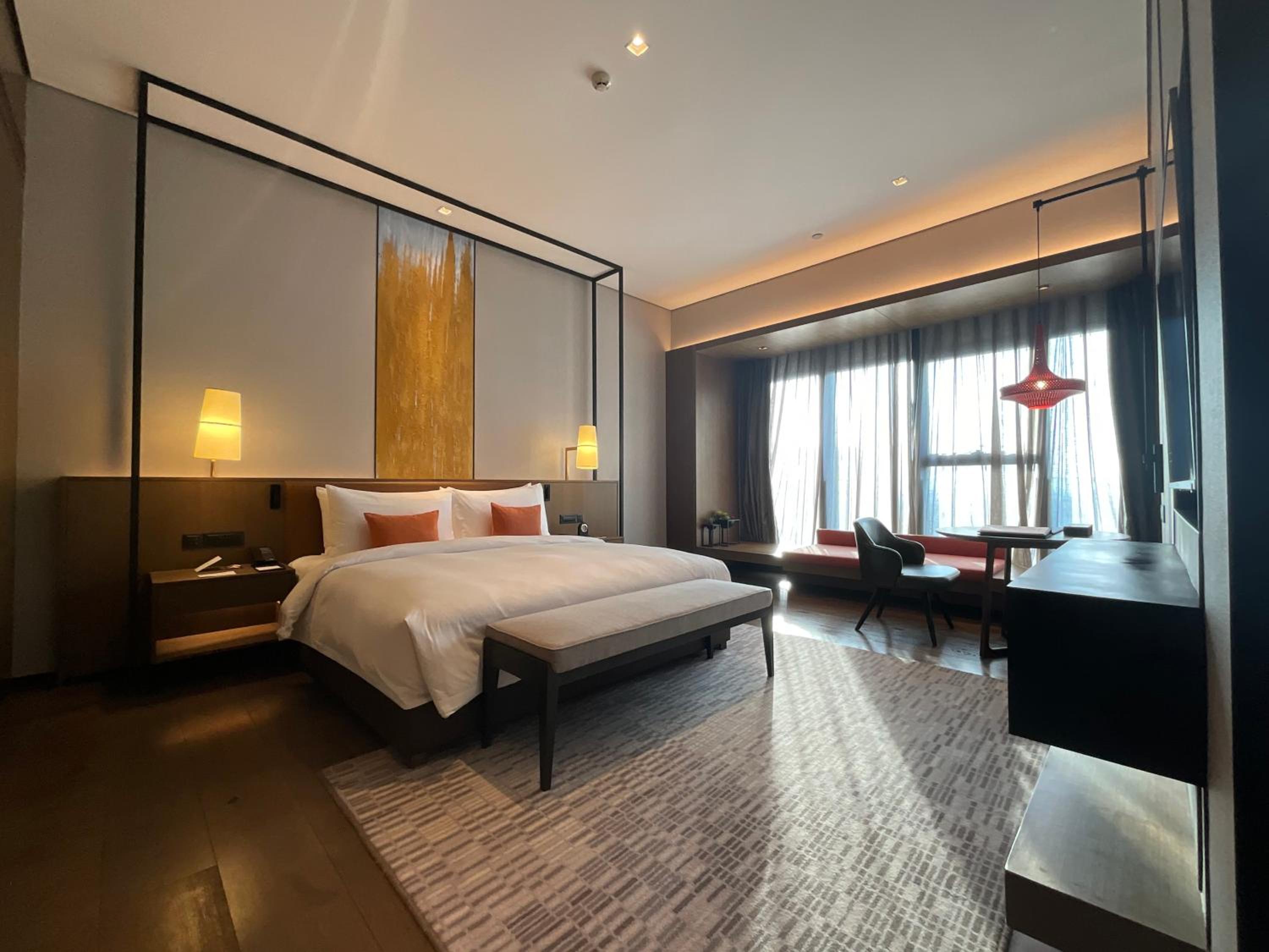 Superior King Room