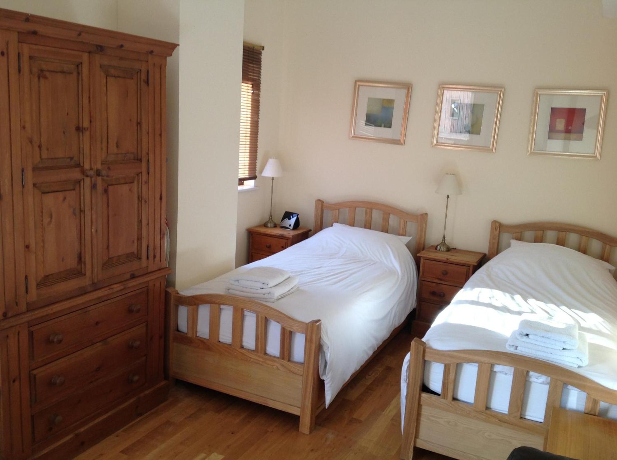 Studio Apartment photo 3