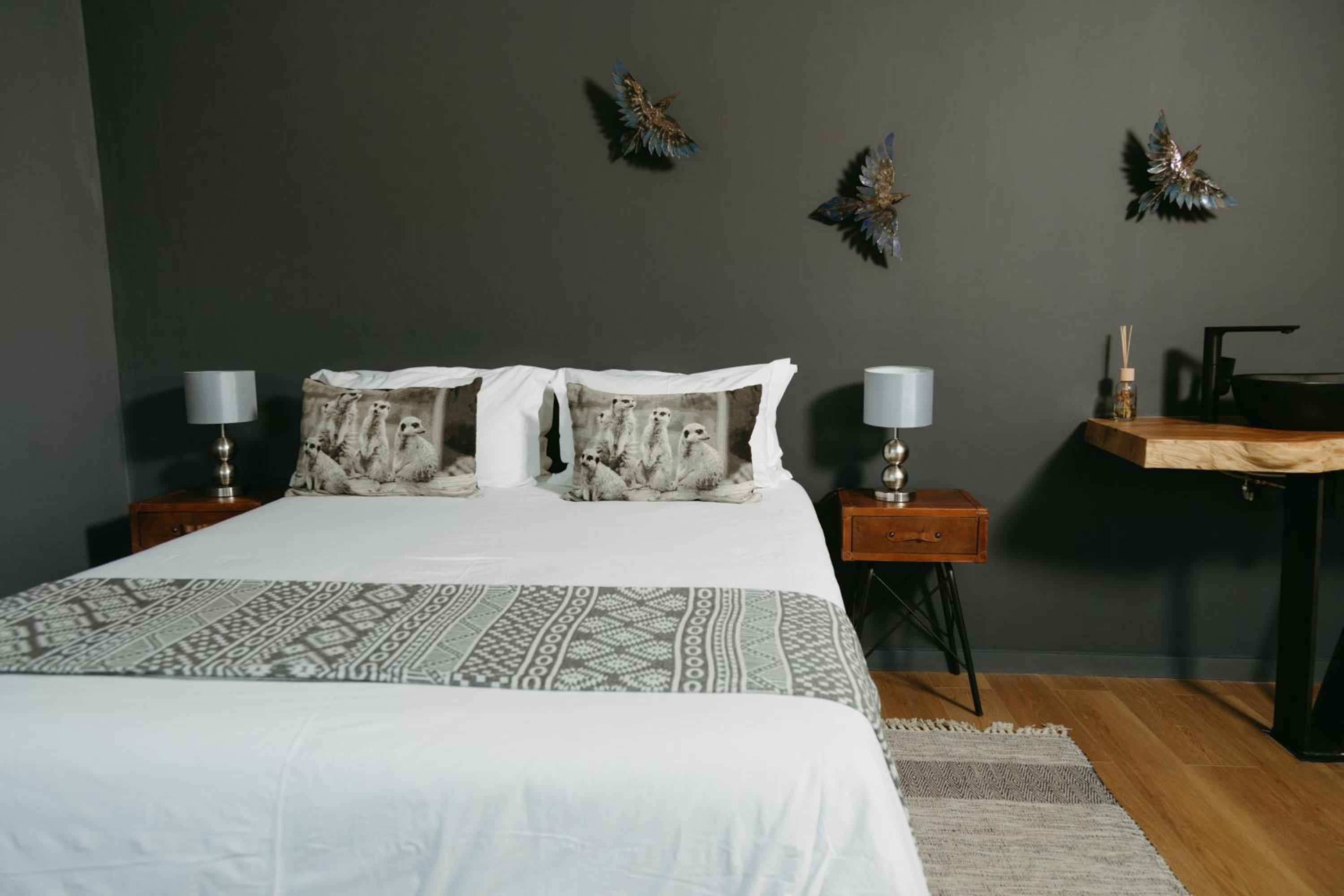 One-Bedroom Suite photo 3