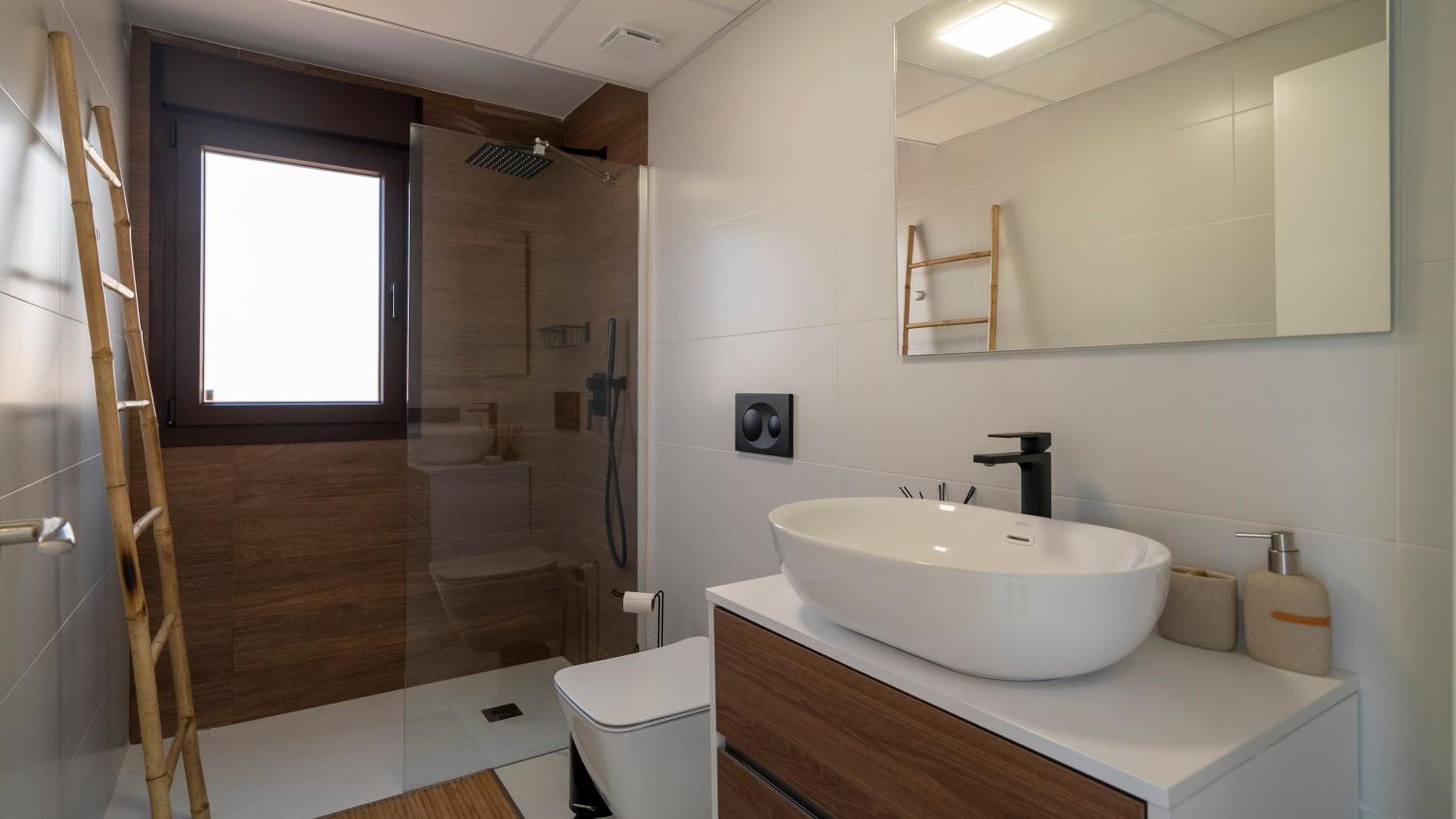 Three-Bedroom Villa photo 2