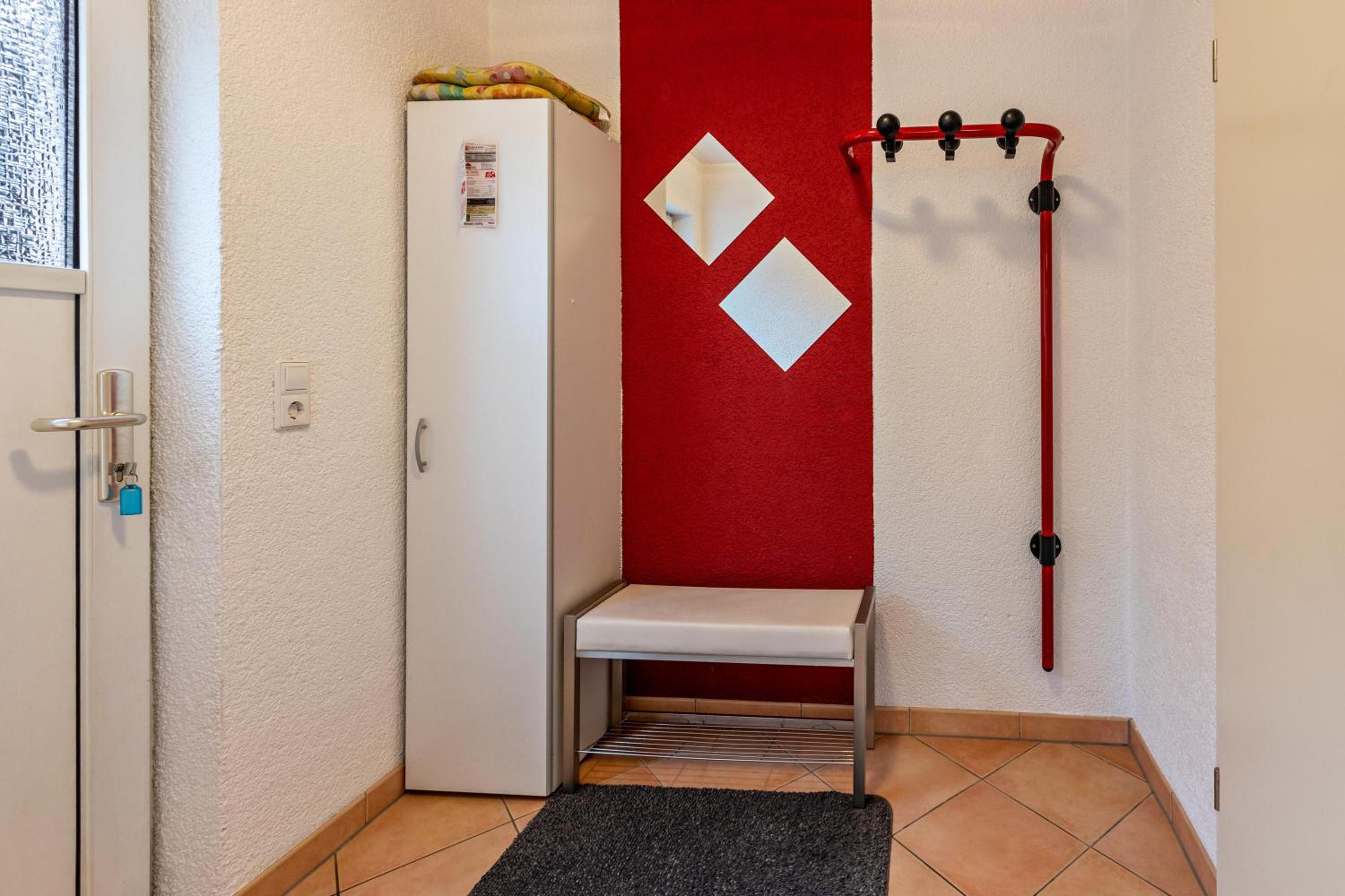 One-Bedroom Apartment with Garden View photo 2