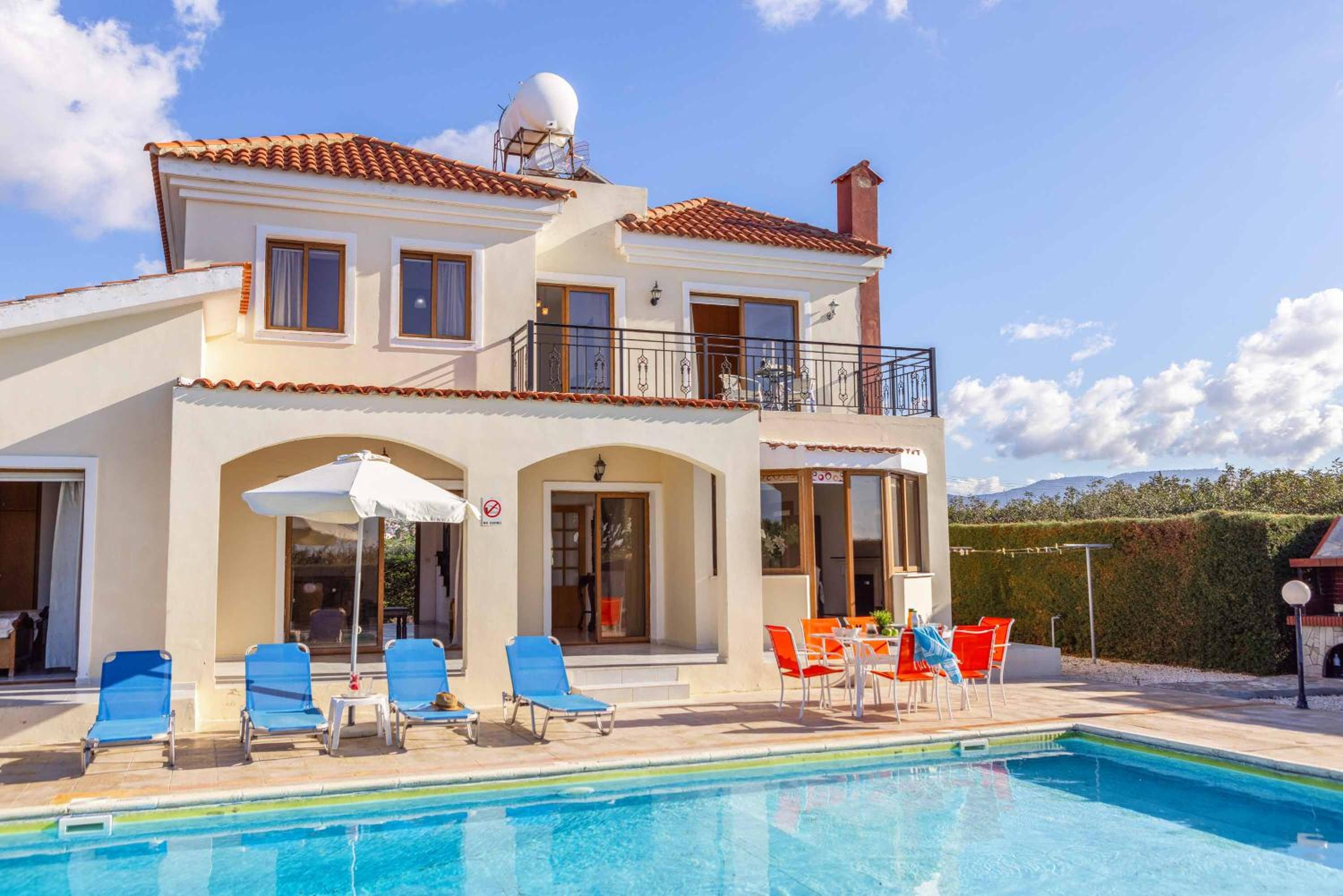 Villa photo 3
