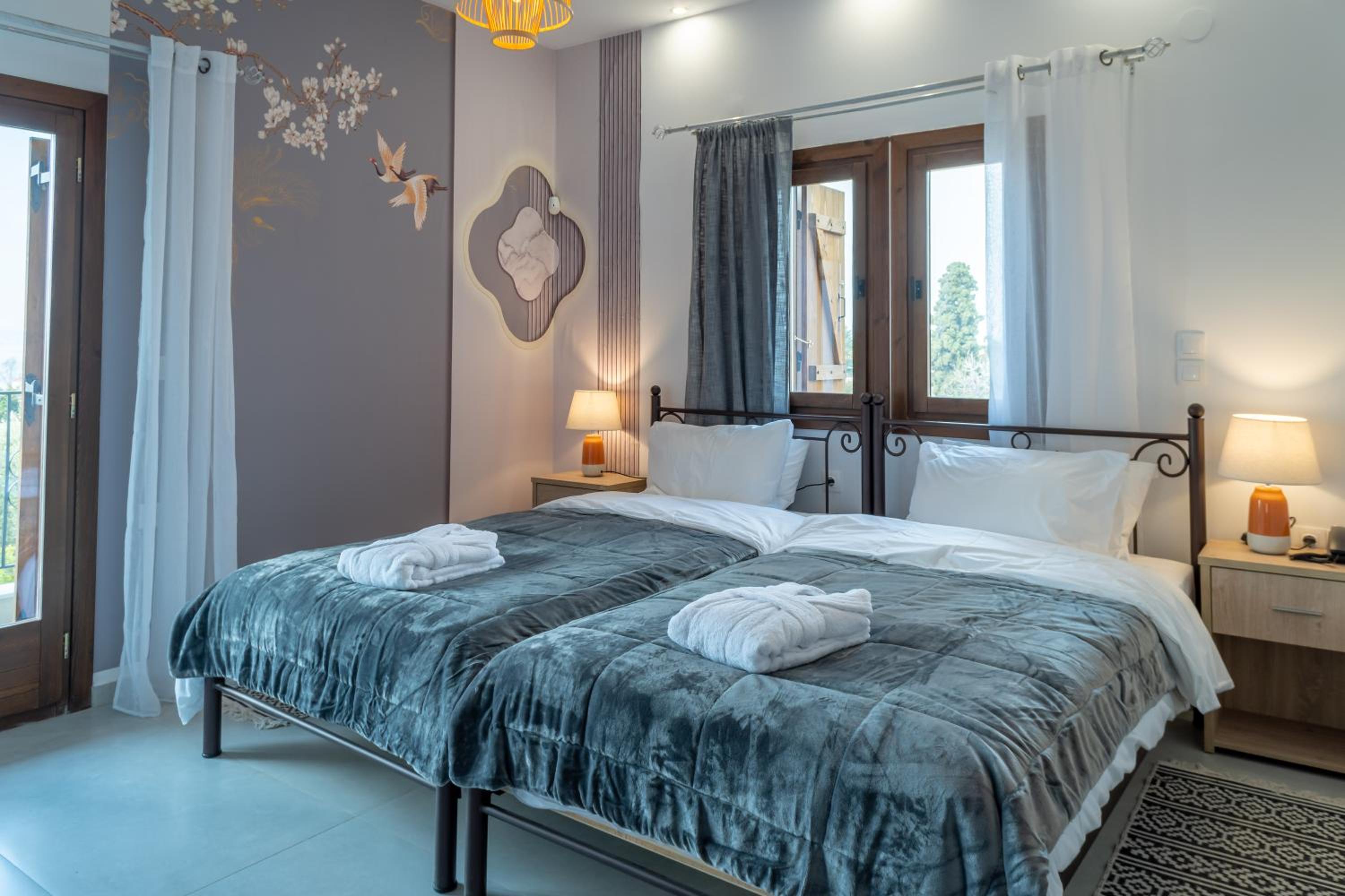 Deluxe Twin Room with Sea View