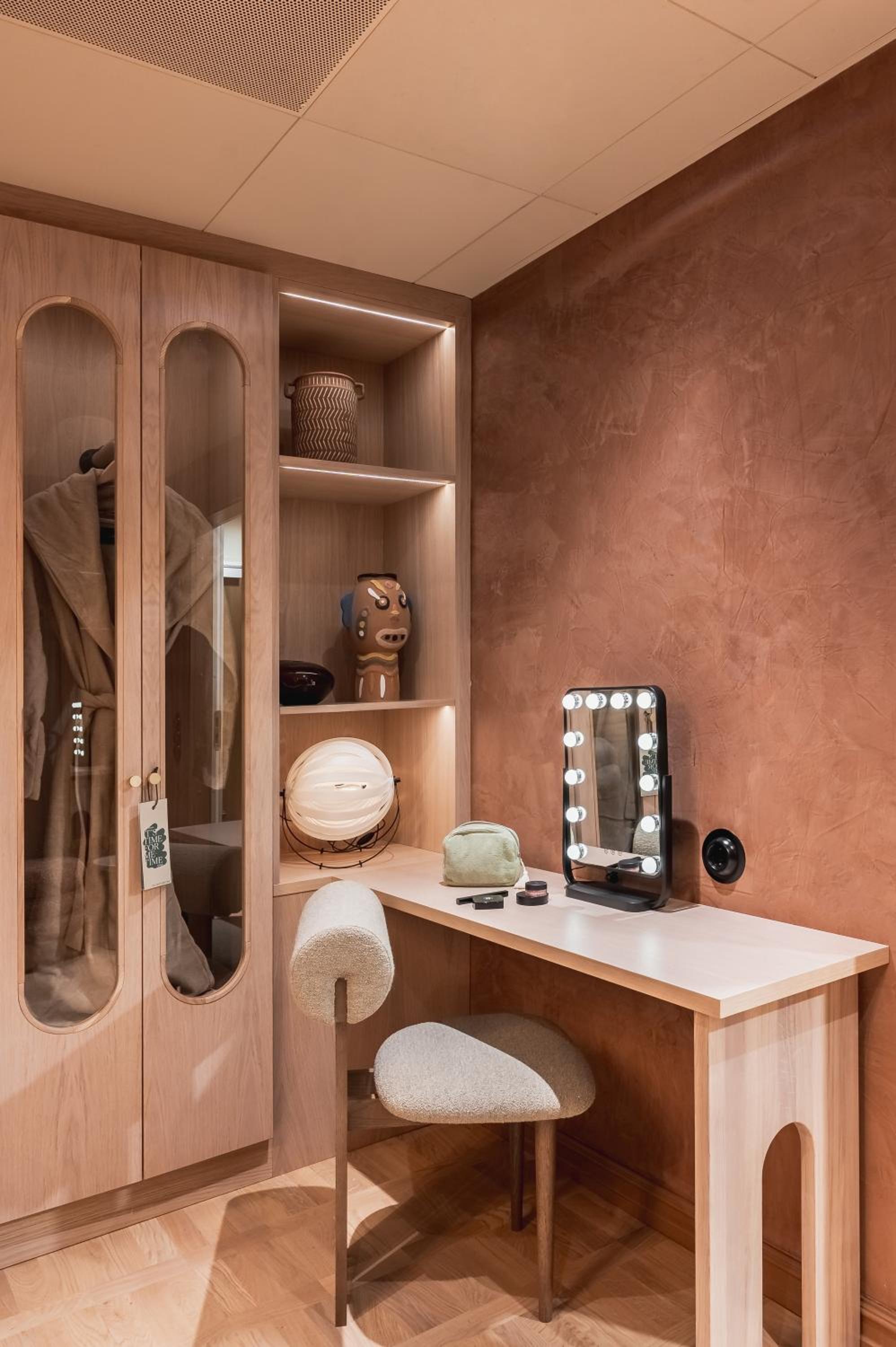 Junior Suite - Photo 8