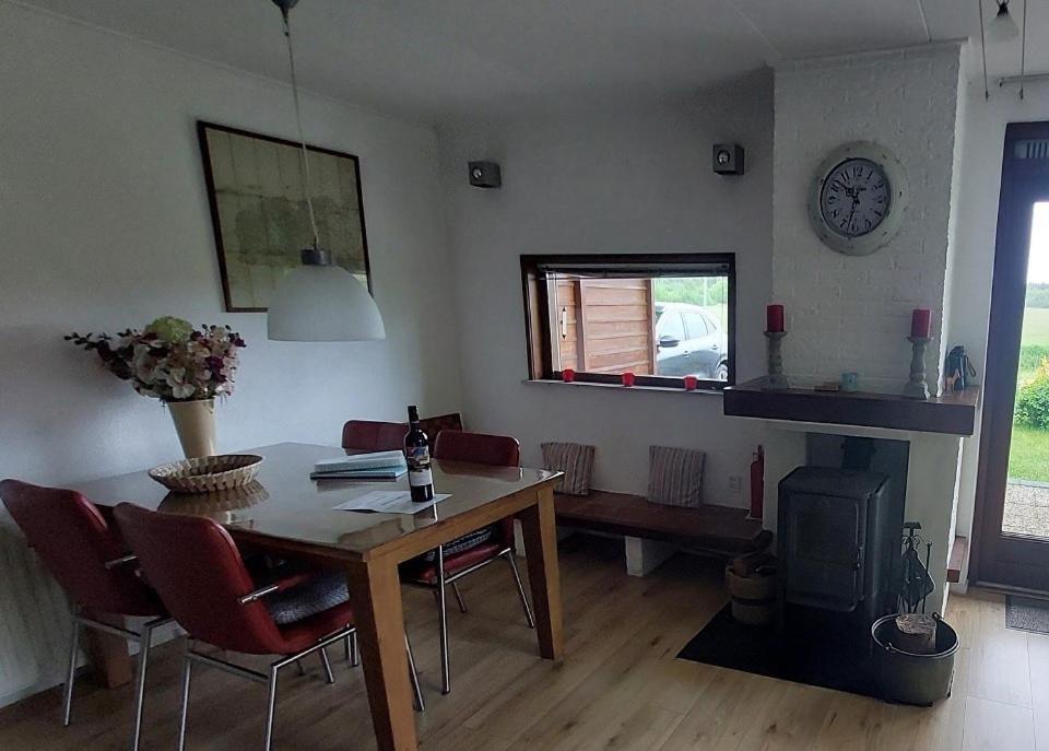 Three-Bedroom House photo 2