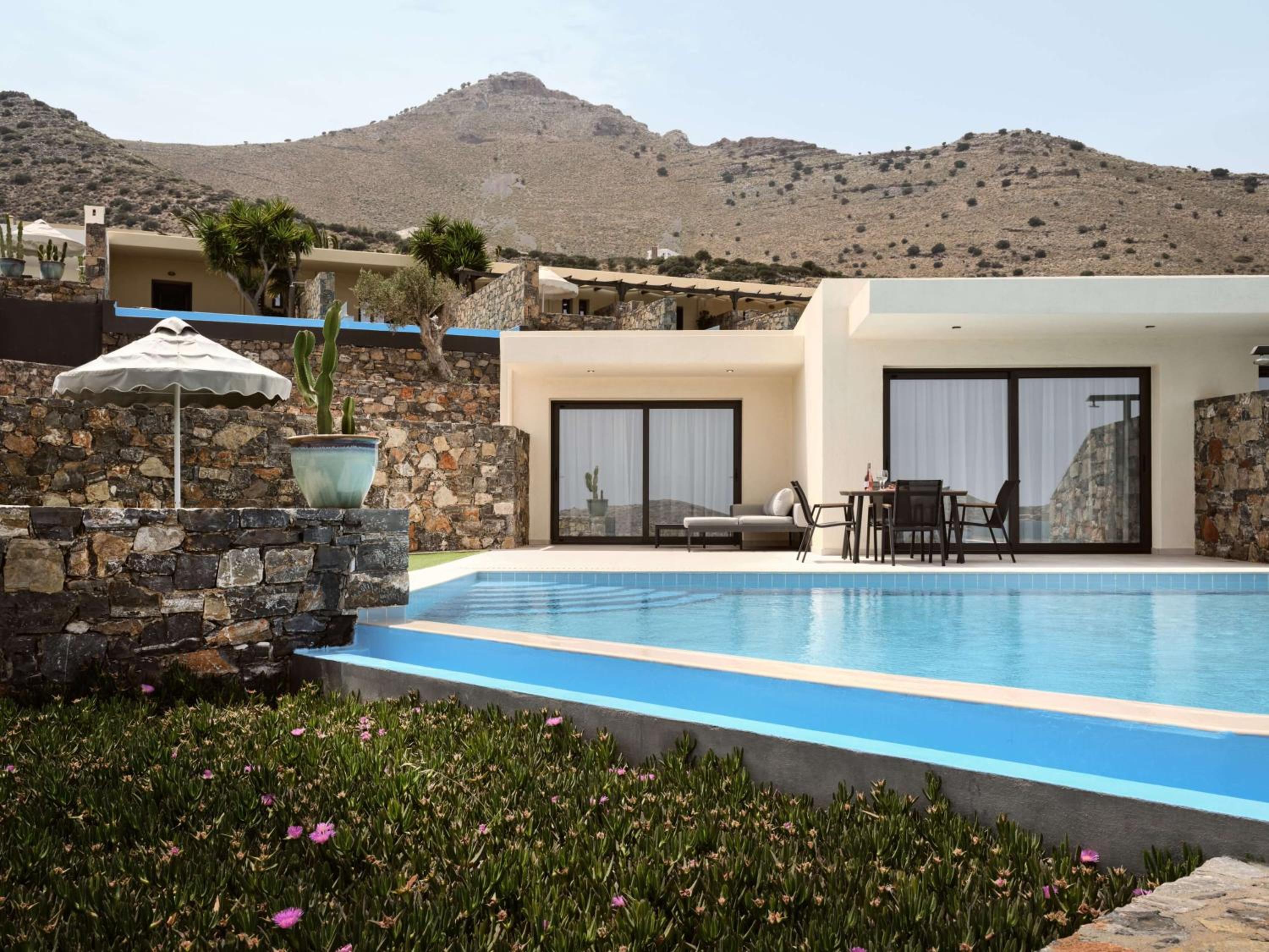 Two Bedroom Family Suite Private Pool photo 3