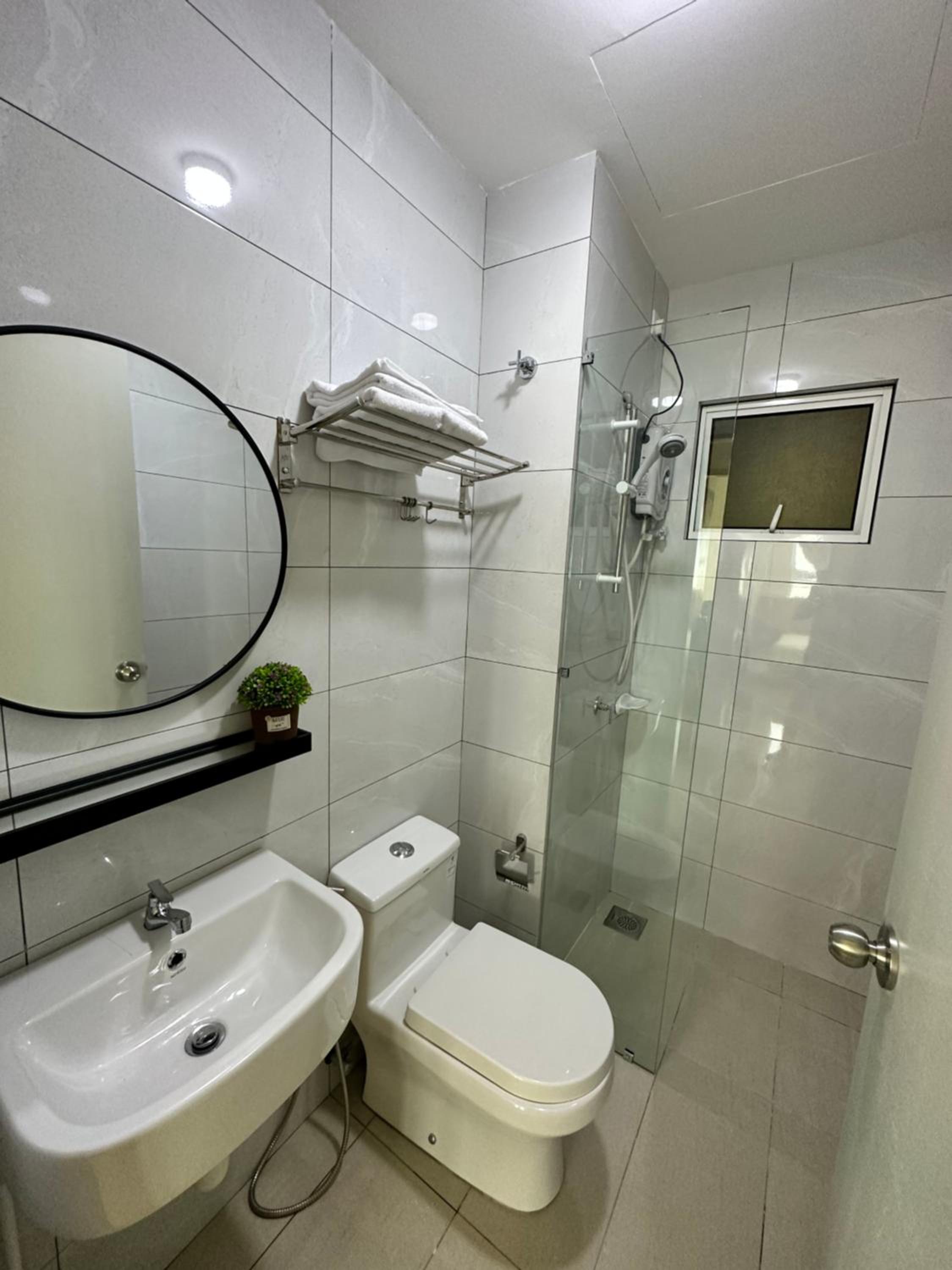 Two-Bedroom Deluxe Apartment with Ocean View photo 2