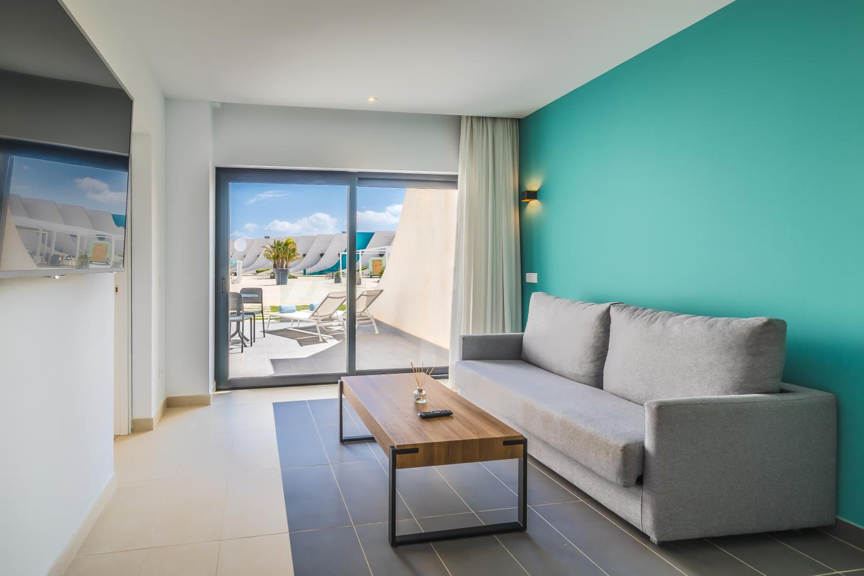 Junior Suite - Photo 13
