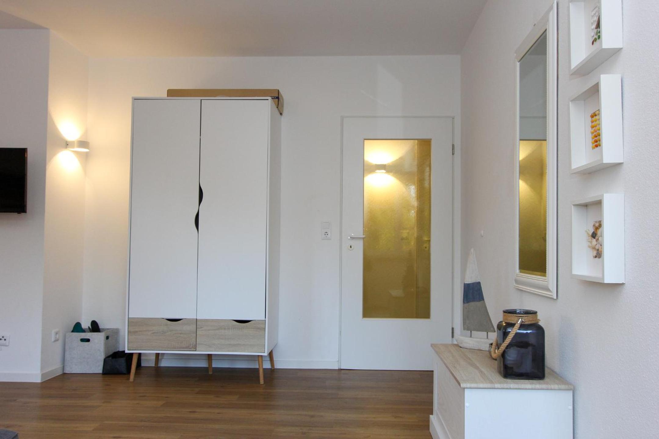Apartment with Balcony photo 3