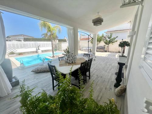 One-Bedroom Villa