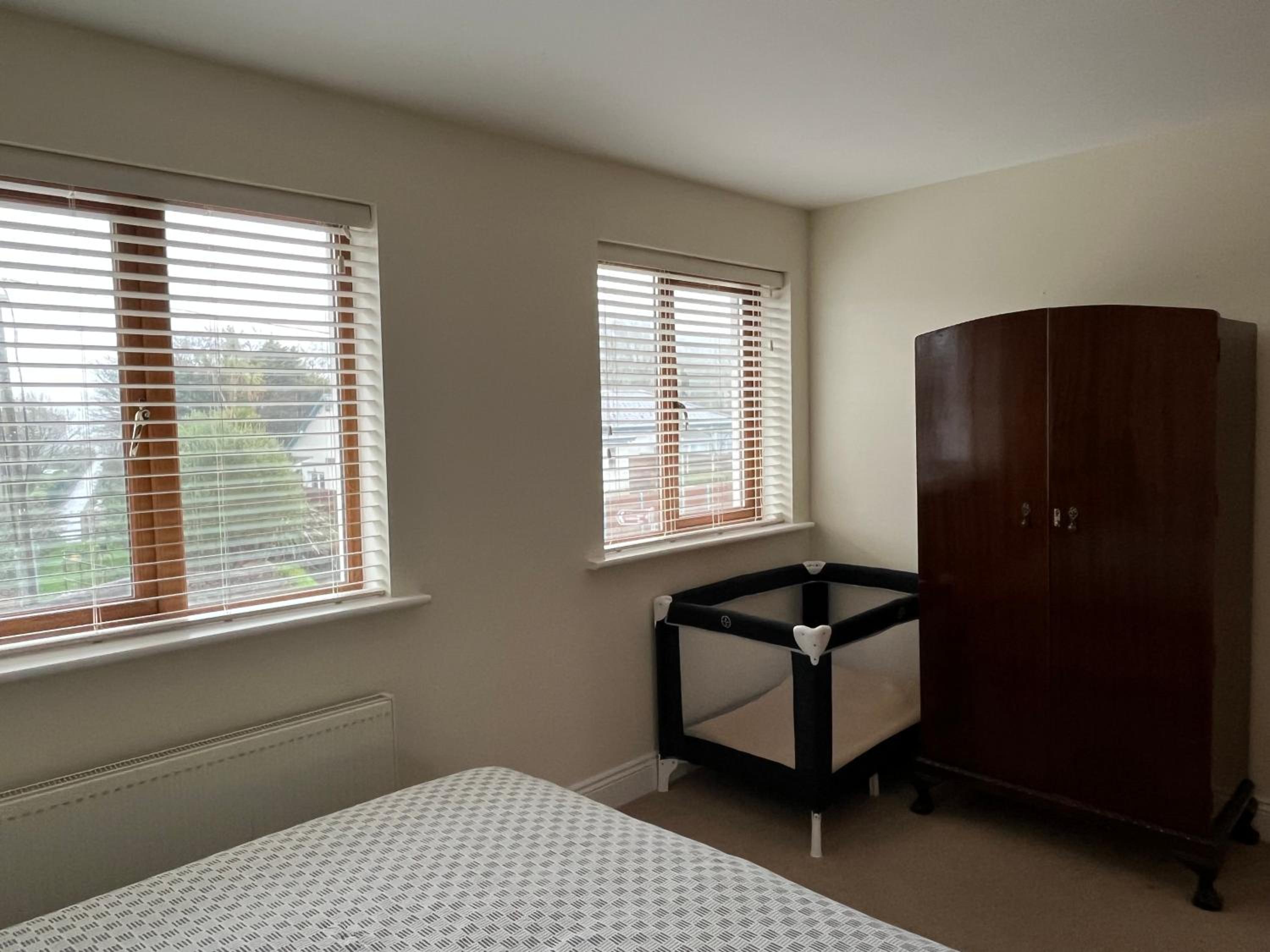 Four-Bedroom House photo 1
