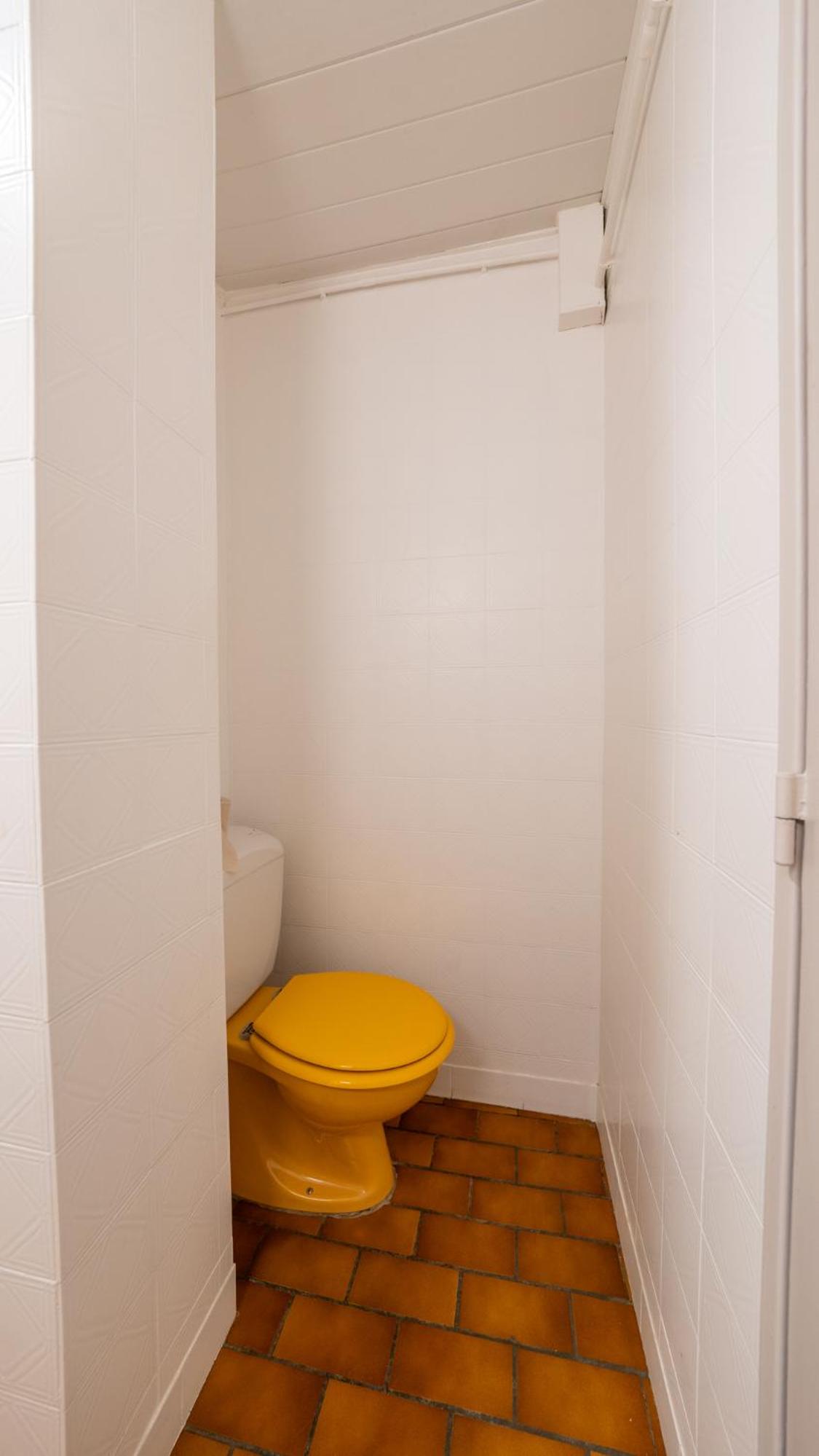 Double Room - Photo 12