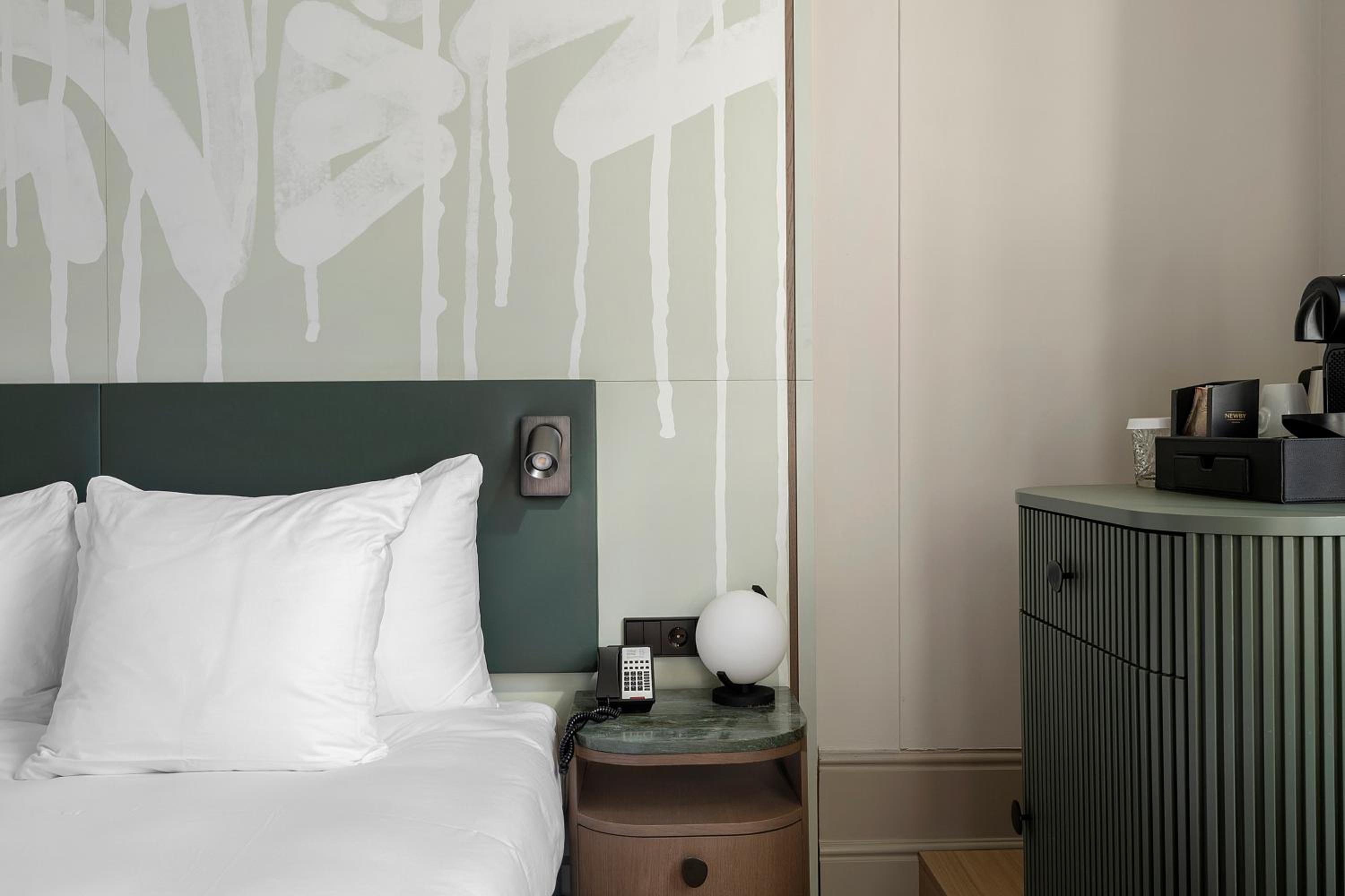 Superior Queen Room