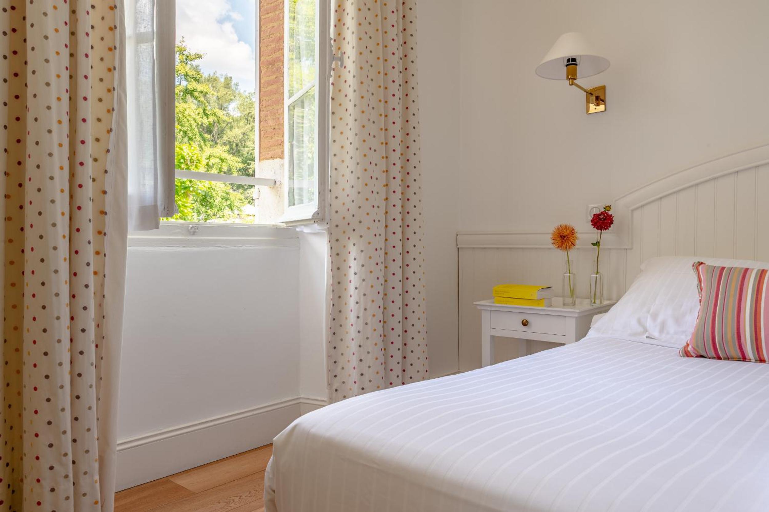 Superior Double or Twin Room photo 2