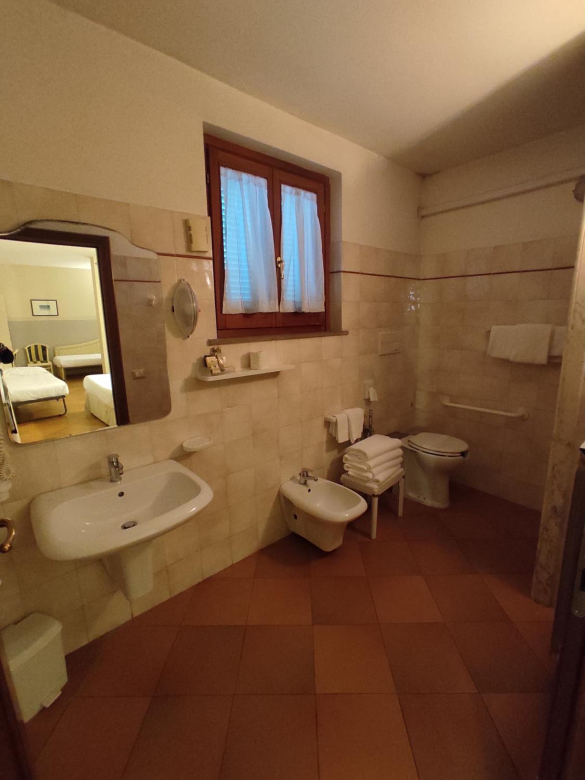 Triple Room - Photo 3