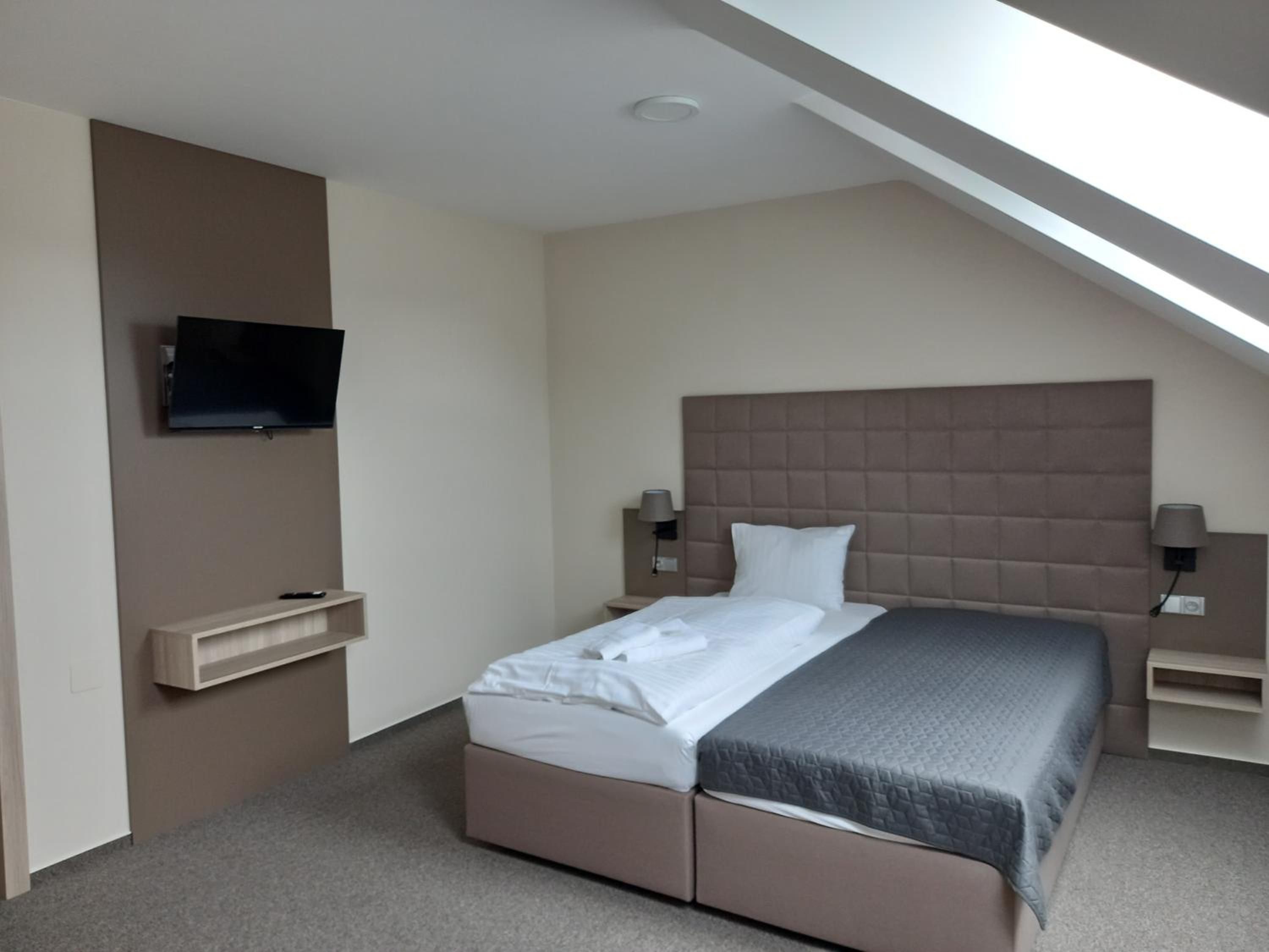 Double or Twin Room photo 1