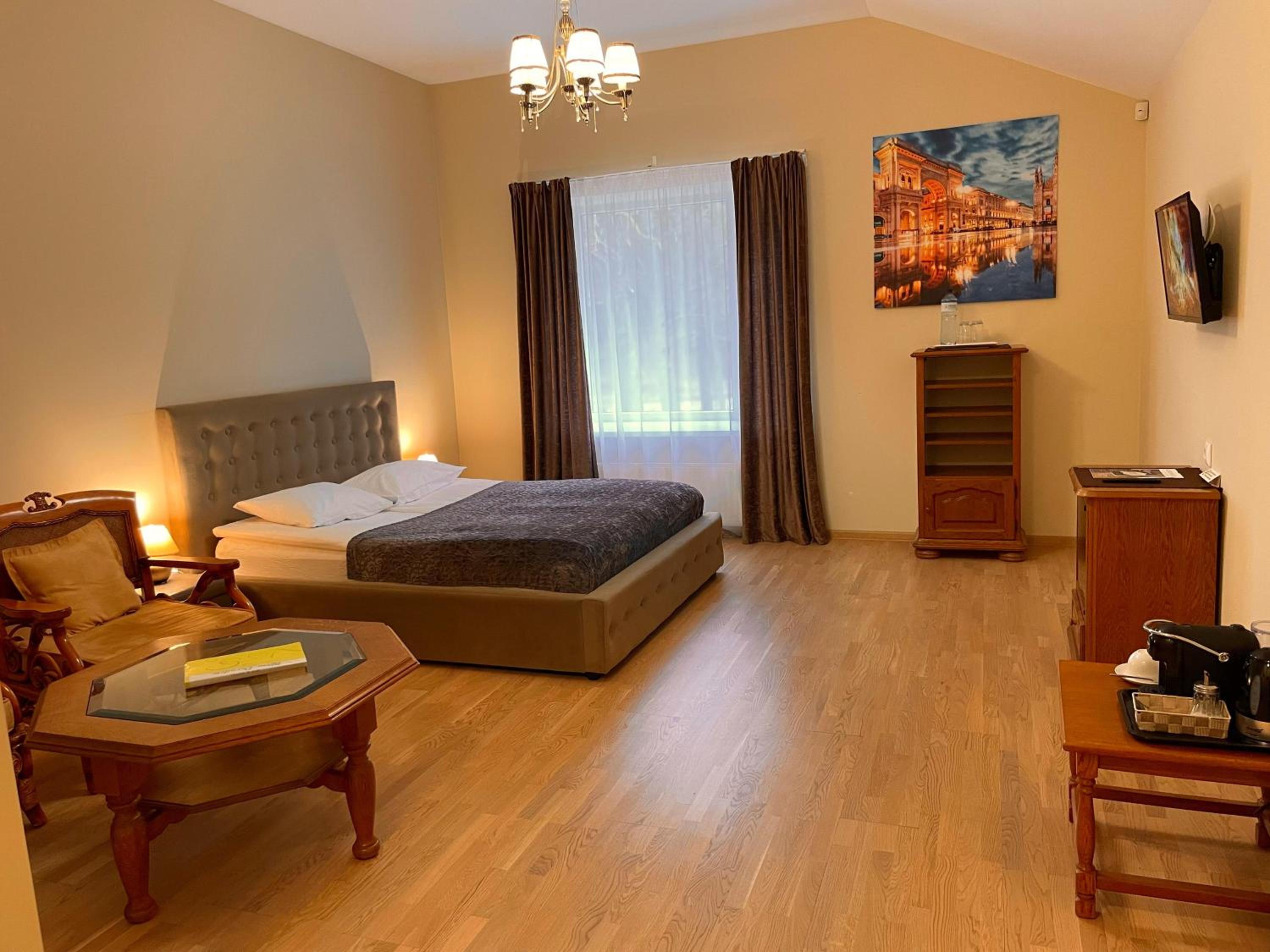 Superior Double Room with Spa Package  - Photo 3