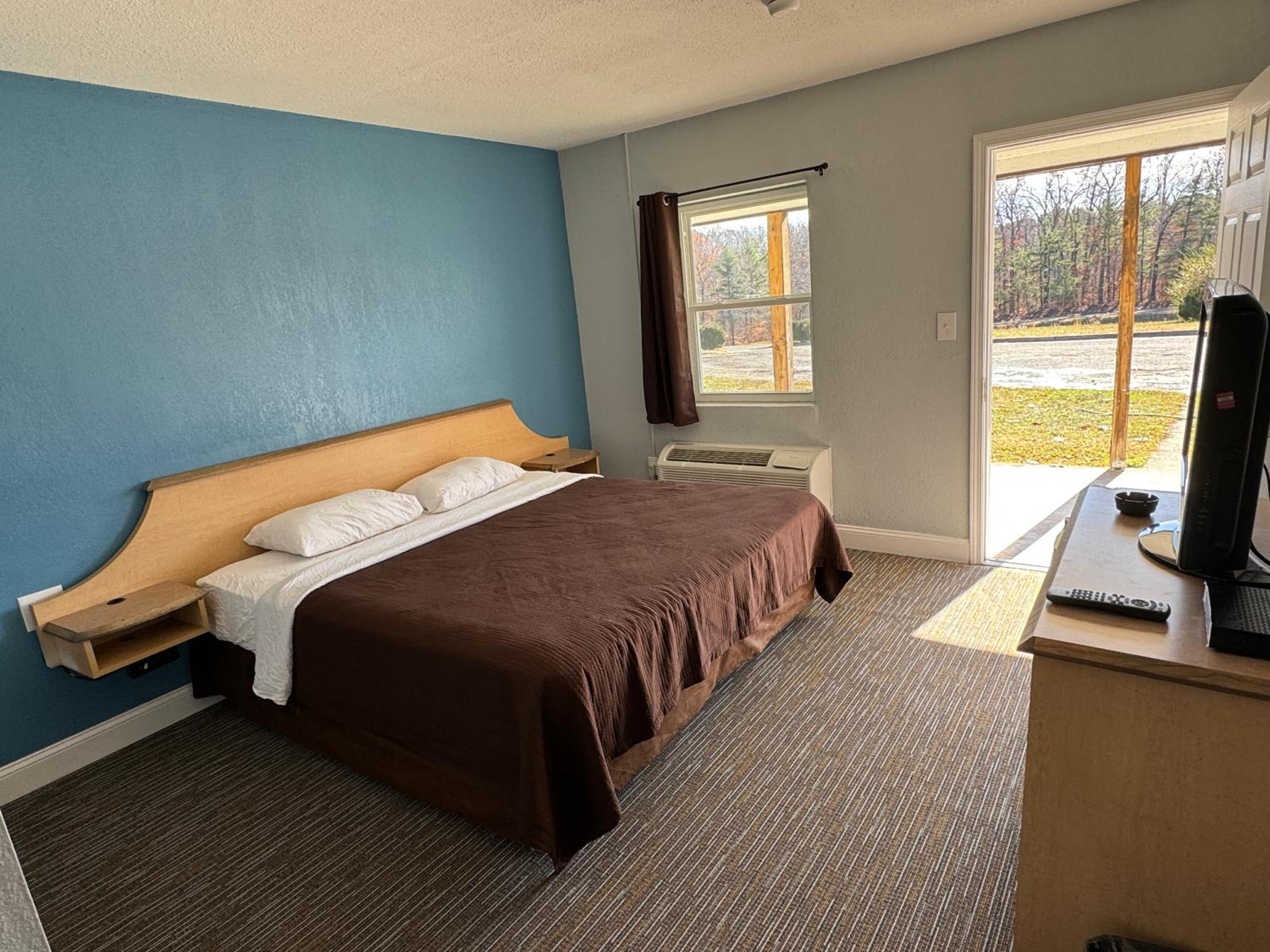 King Room with Garden View - Photo 1