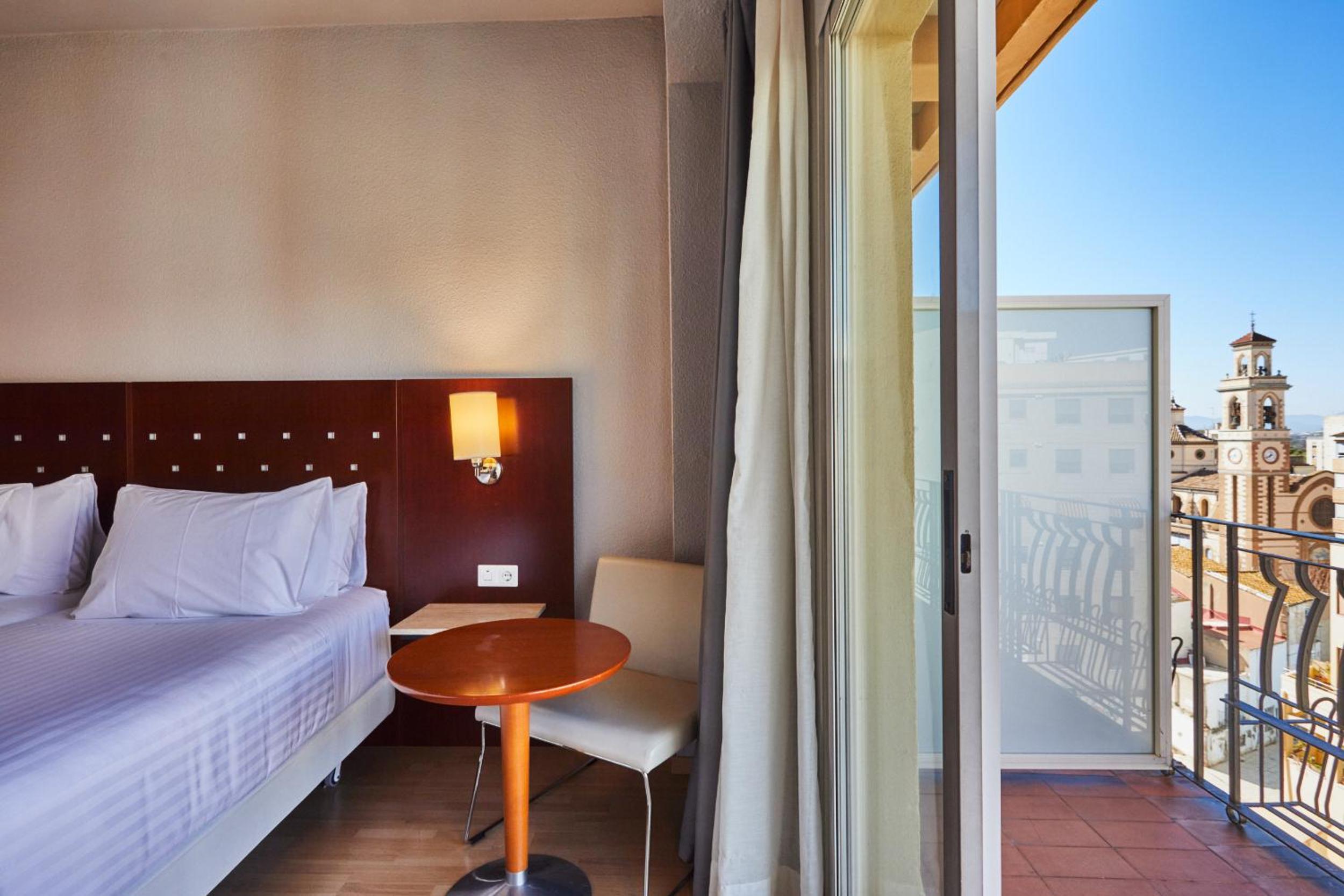 Standard Double or Twin Room - Photo 4
