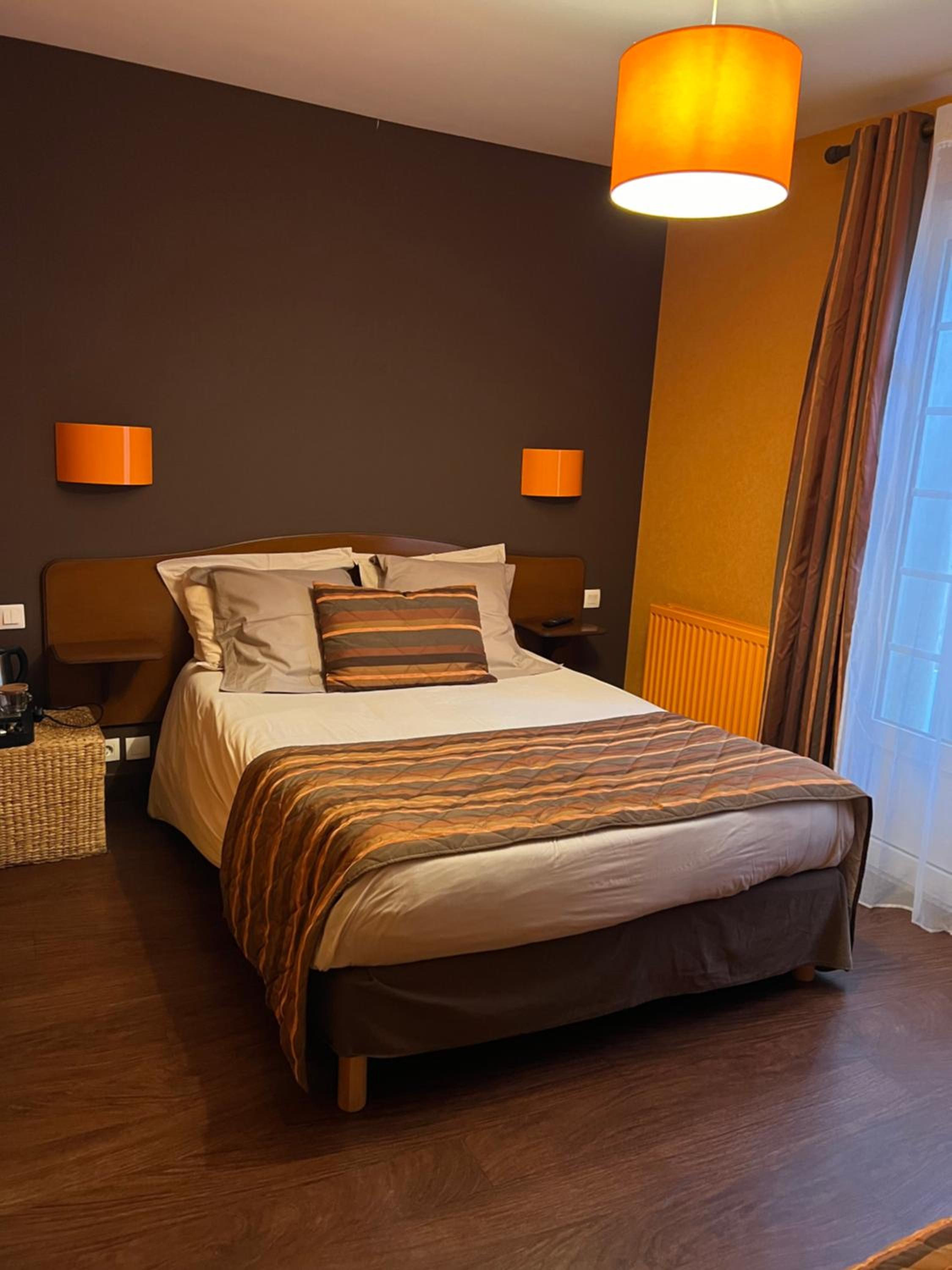 Triple Room (2 Adults + 1 Child)