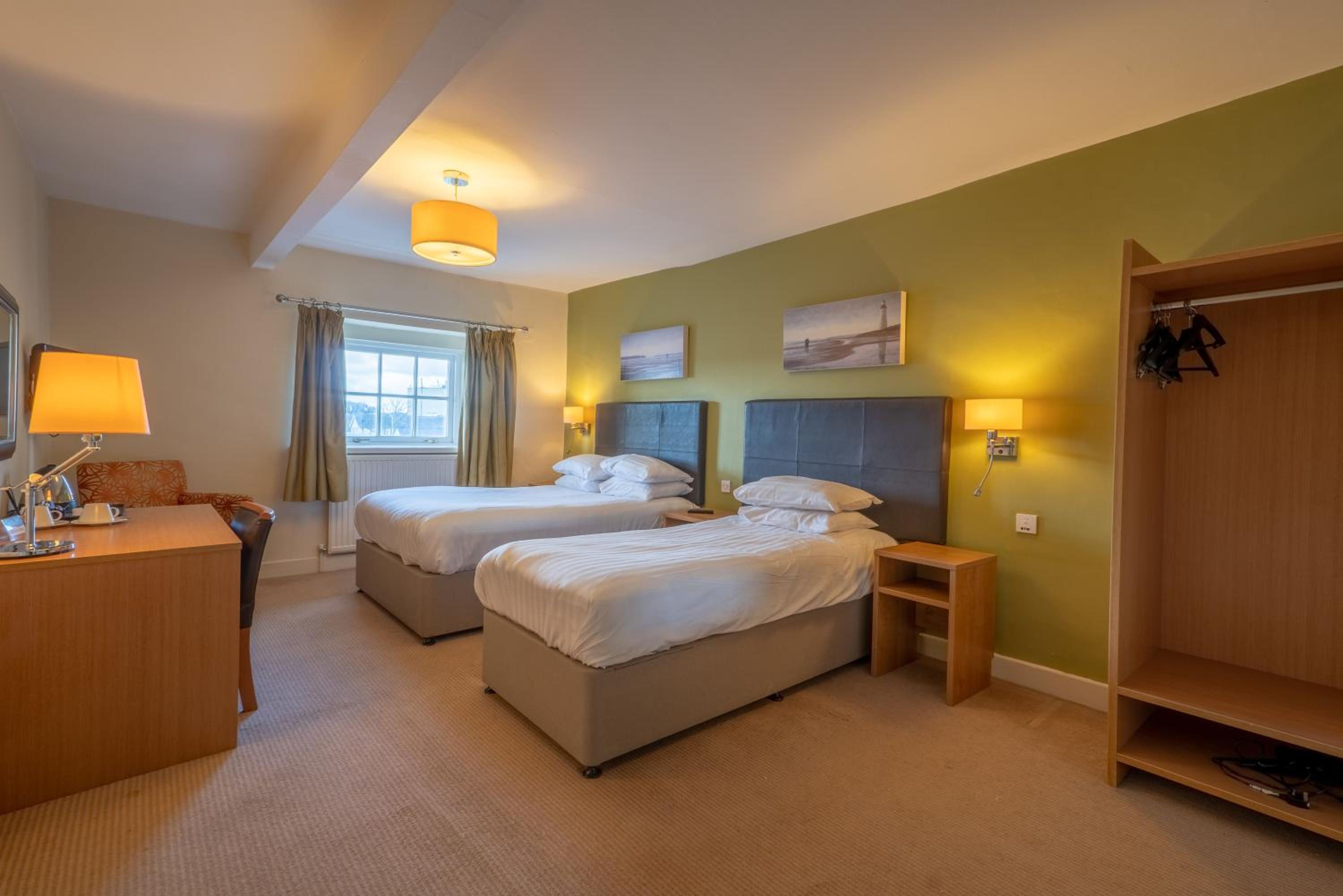 Budget Twin Room photo 1