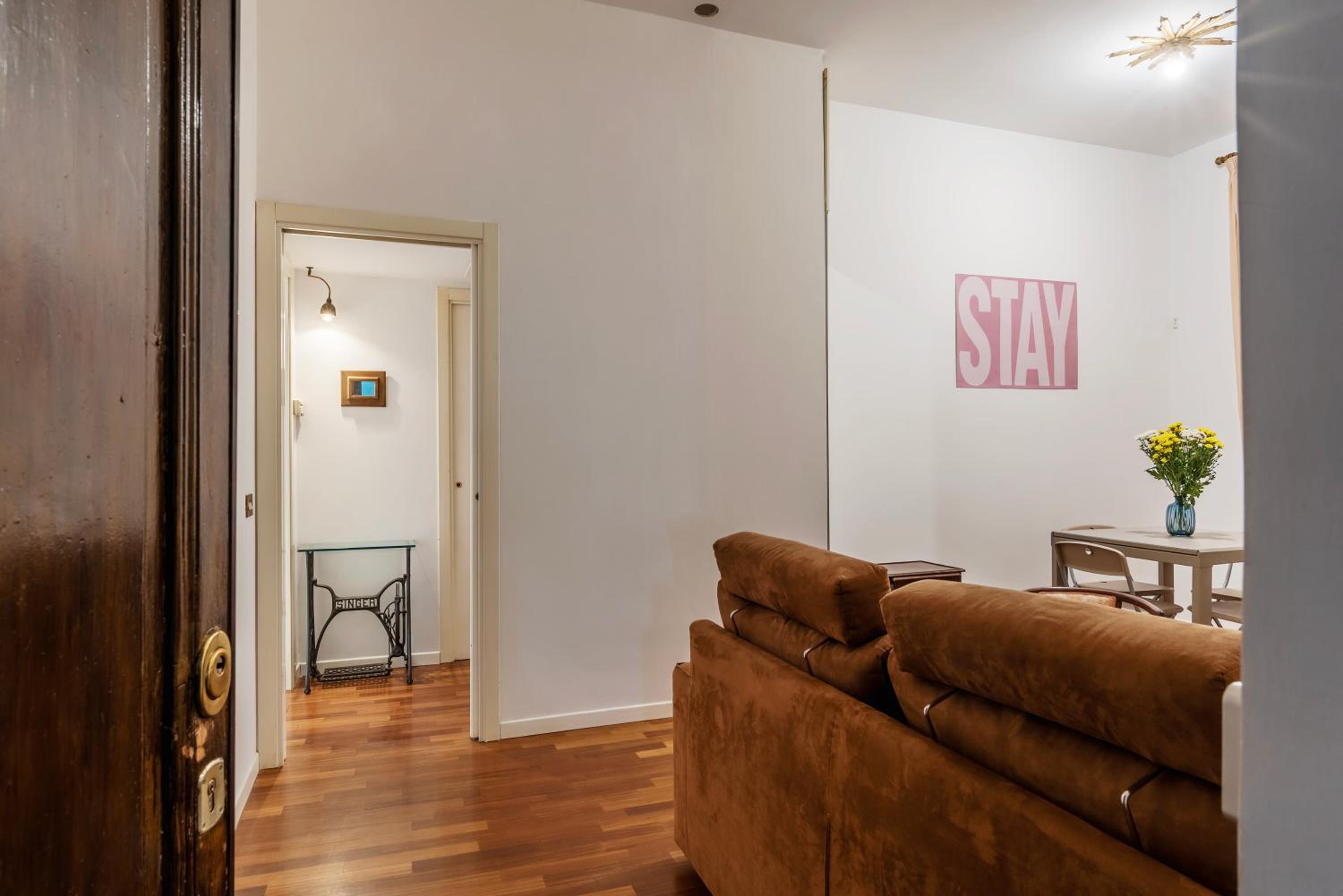 One-Bedroom Apartment