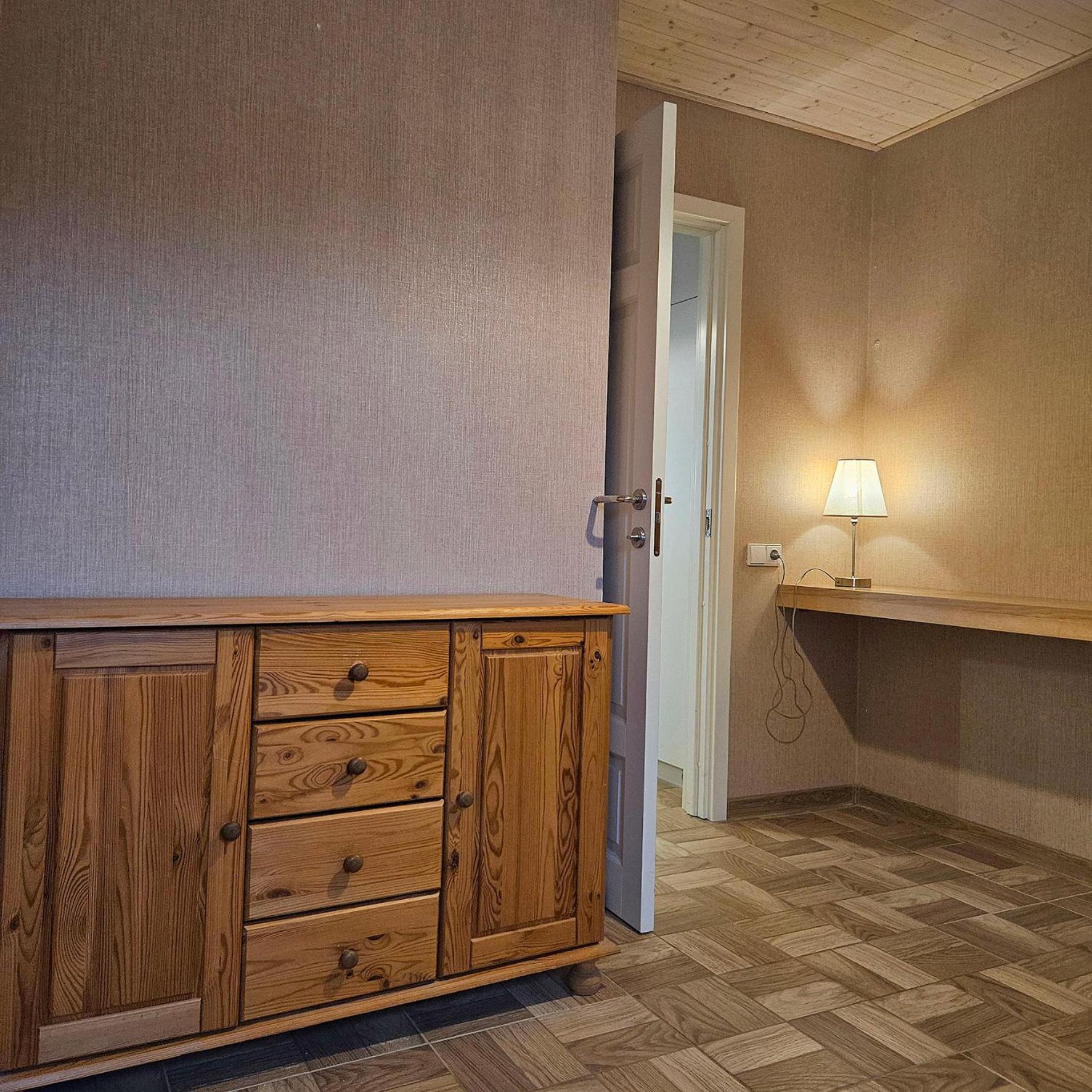 Two-Bedroom House - Photo 10