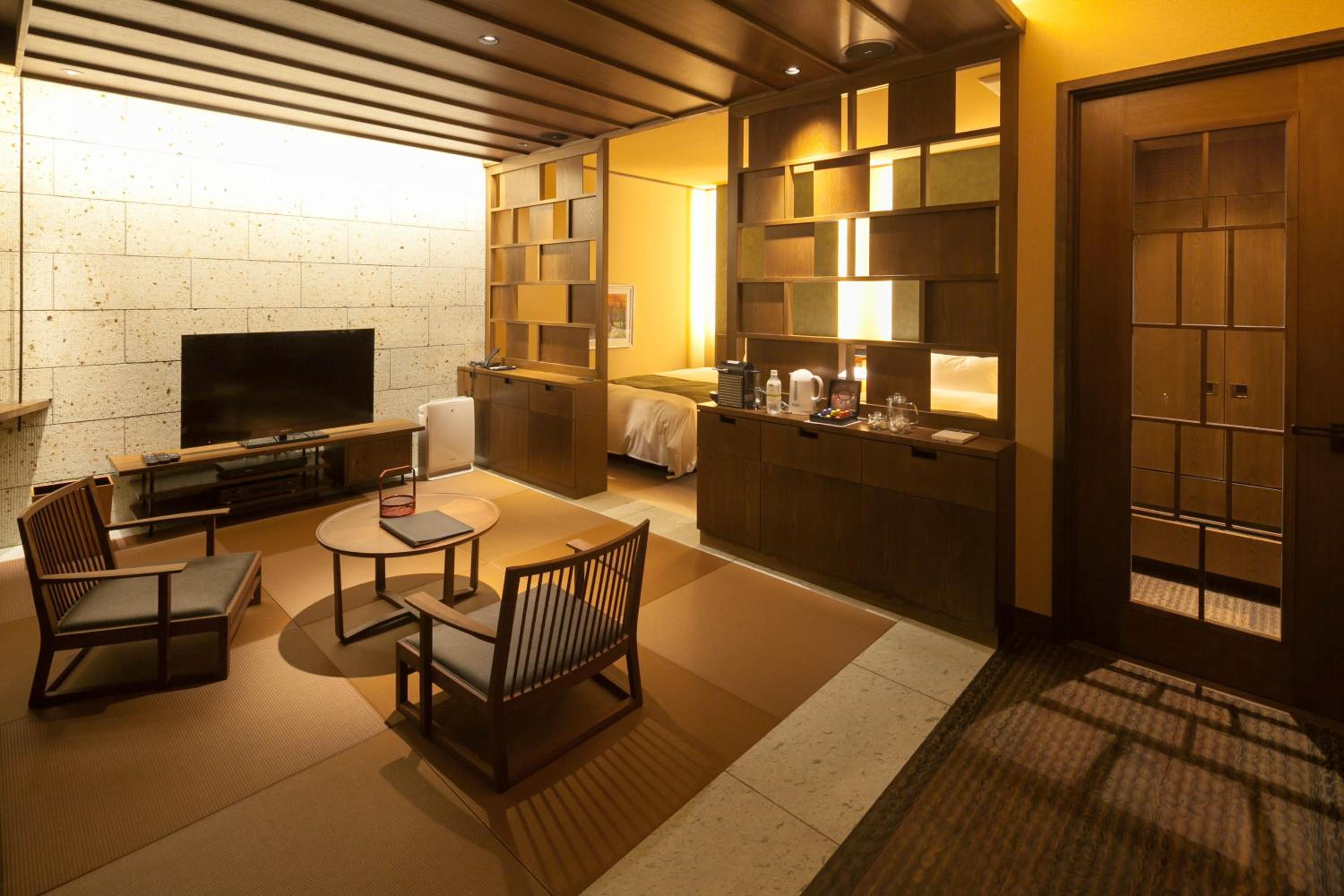 Japanese-Style Suite with Private Open-Air Bath - OUMEI photo 1