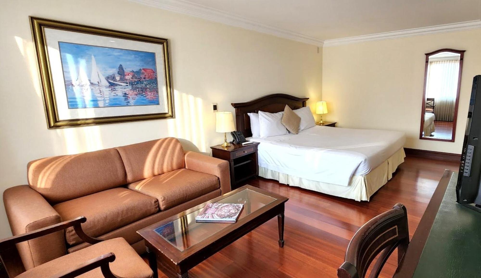 Junior Suite - Photo 10