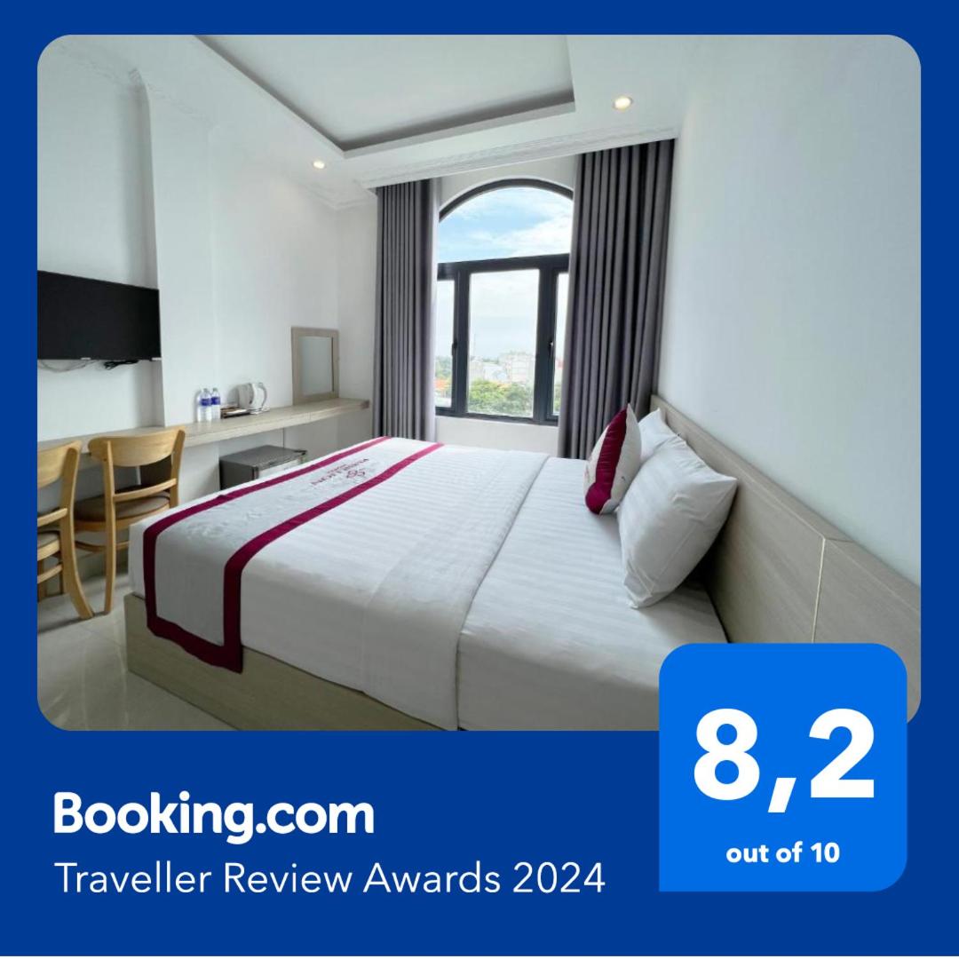 Deluxe Twin Room with City View