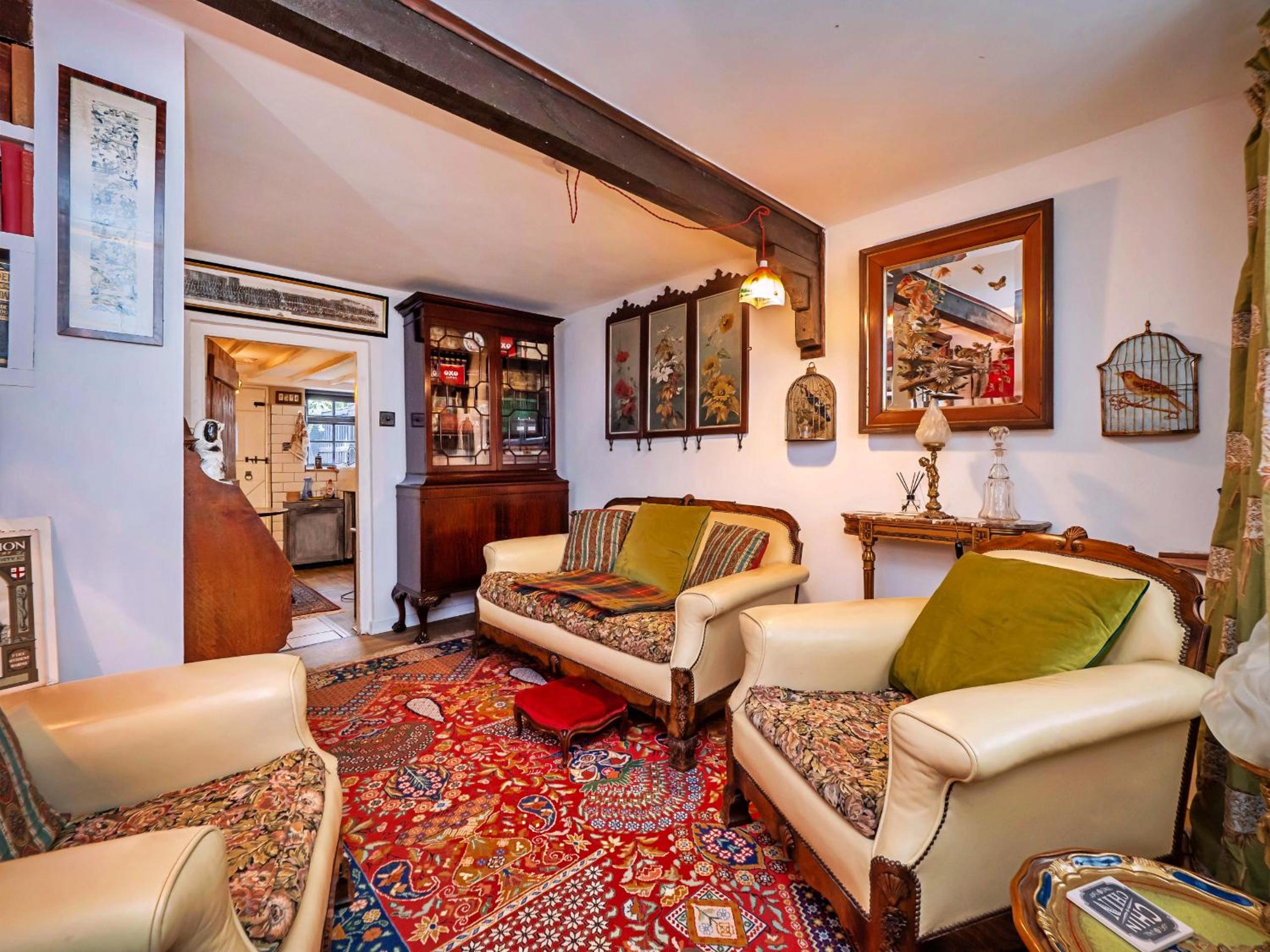 One-Bedroom House photo 1