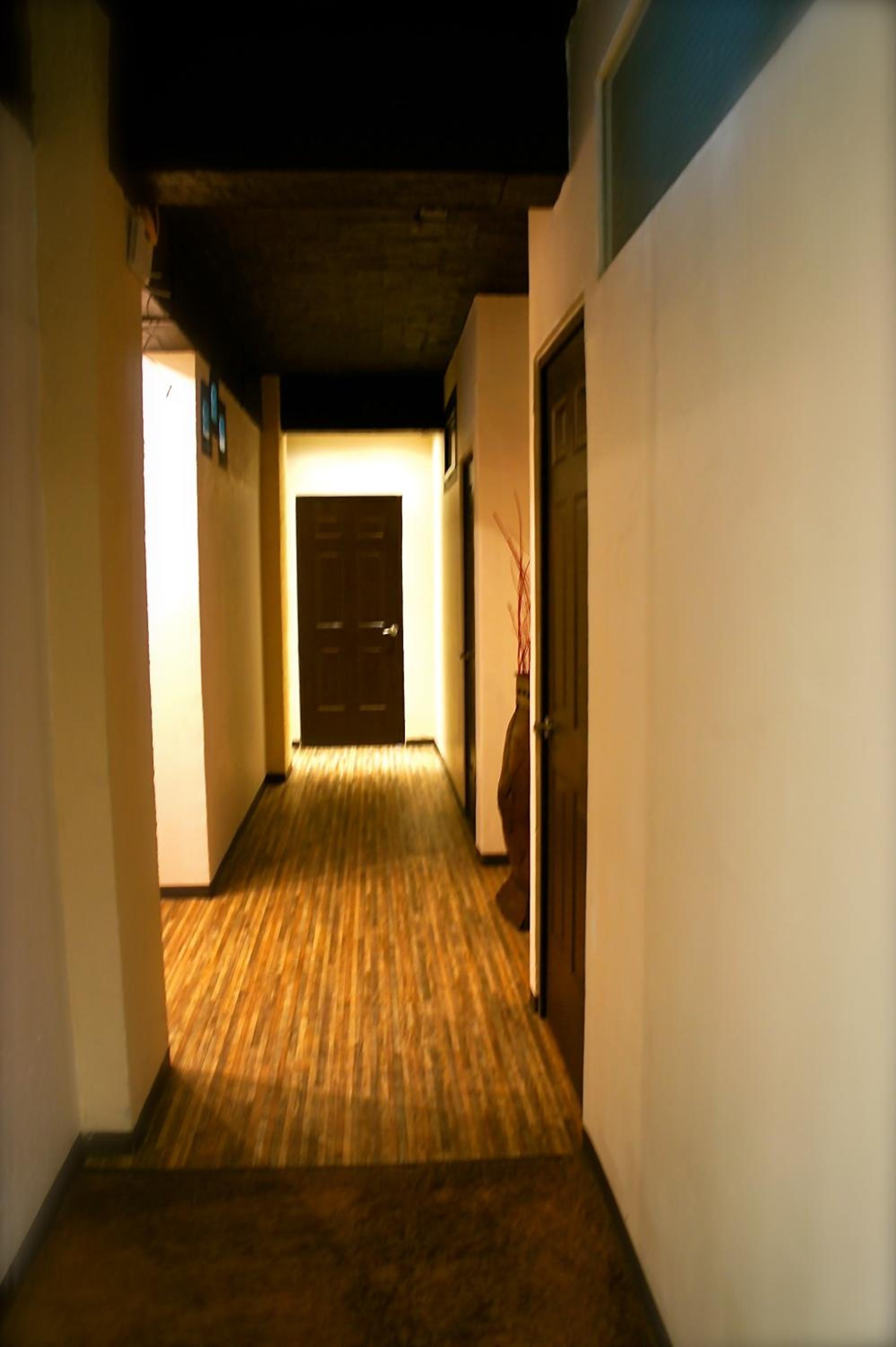 Budget Standard photo 3