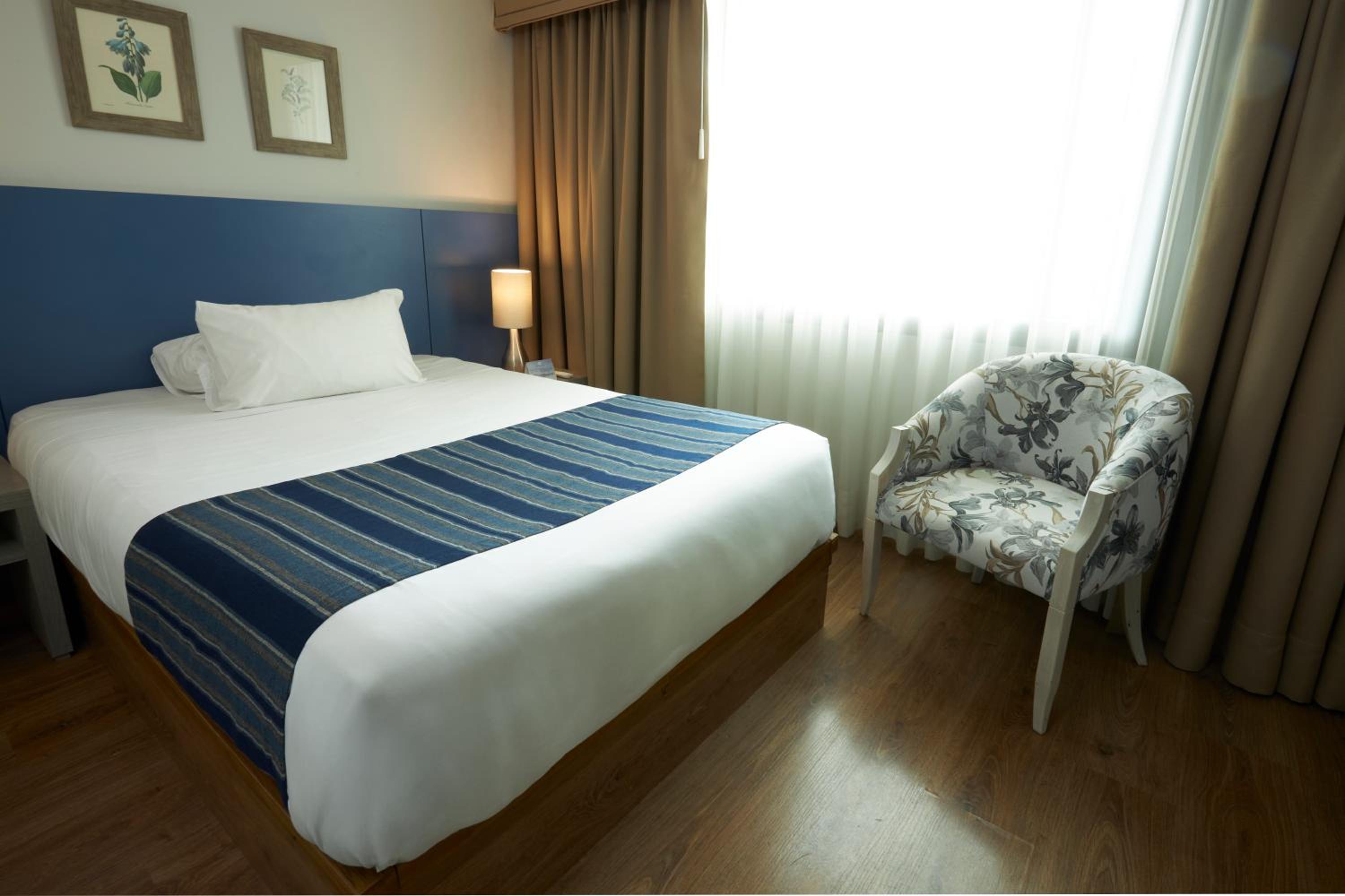 Double Room - Photo 5