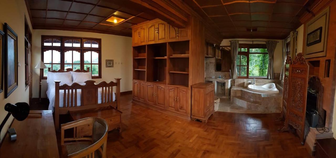 Suite with Lake View photo 1