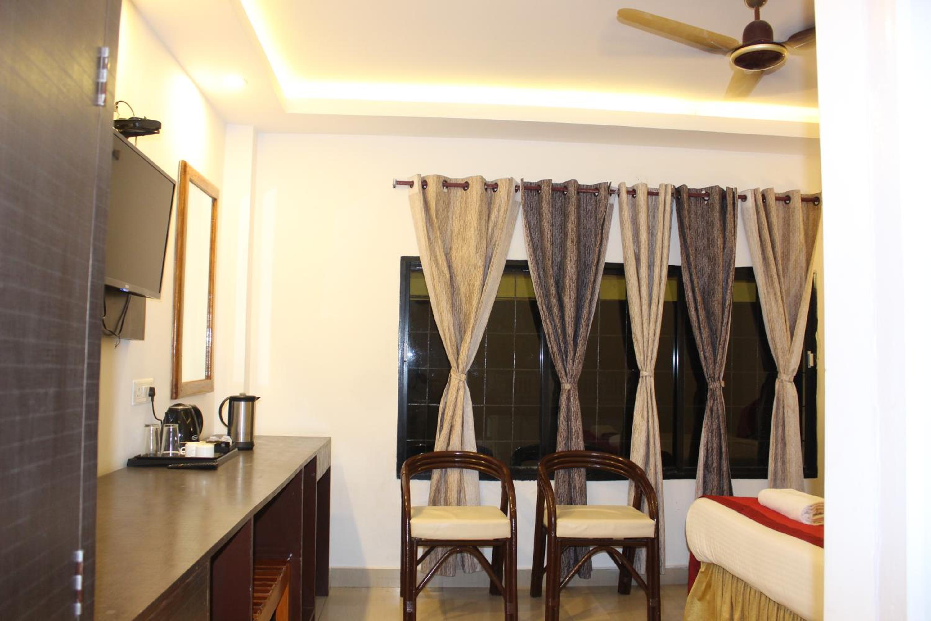 Standard Double Room photo 2