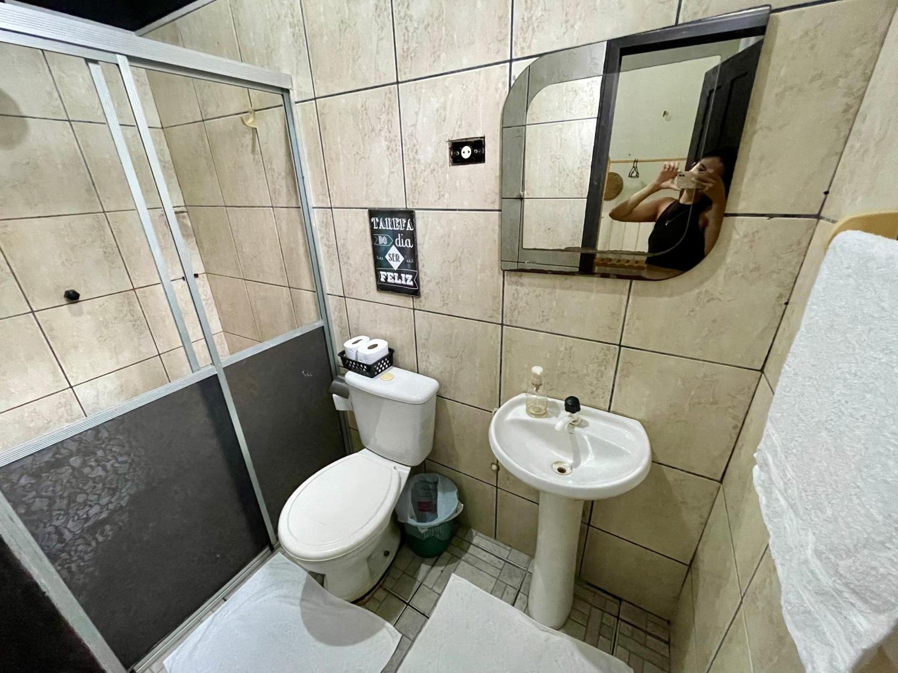 Standard Suite - Photo 4