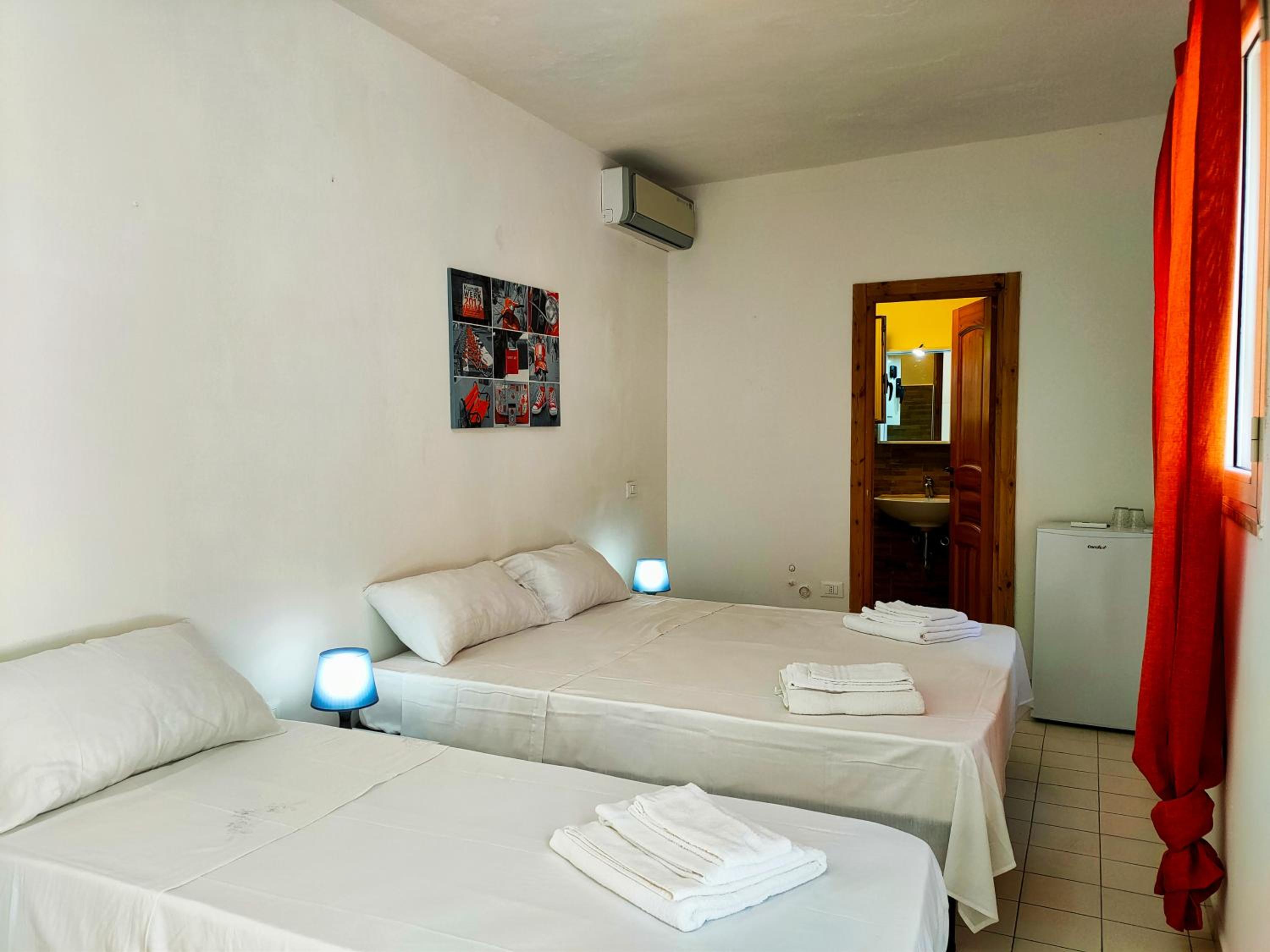 Triple Room