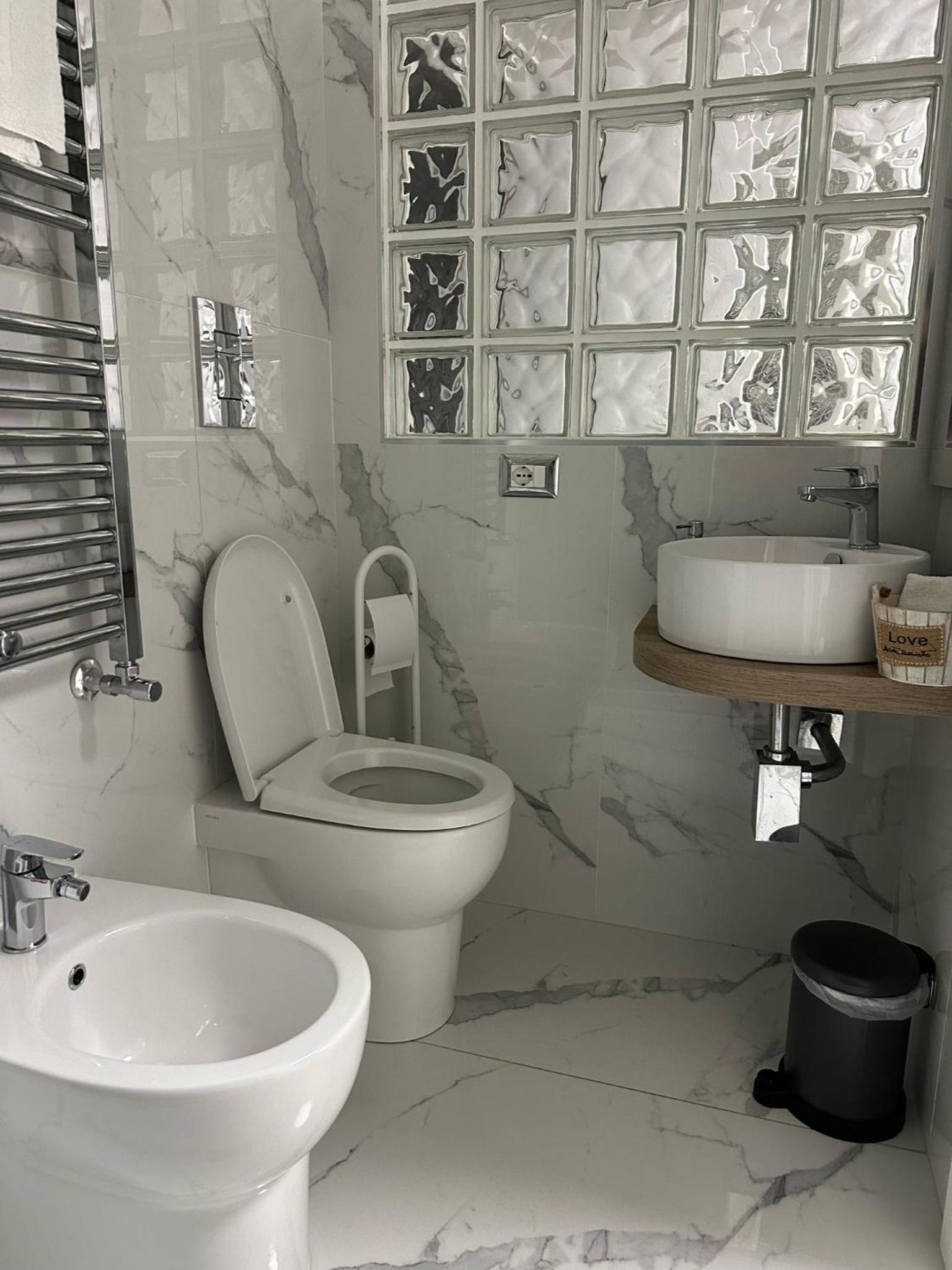 Deluxe Double Room - Photo 2