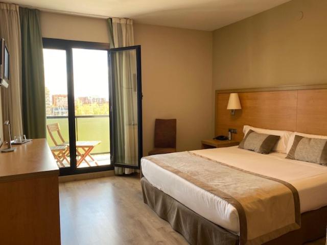 Superior Double or Twin Room - Photo 1