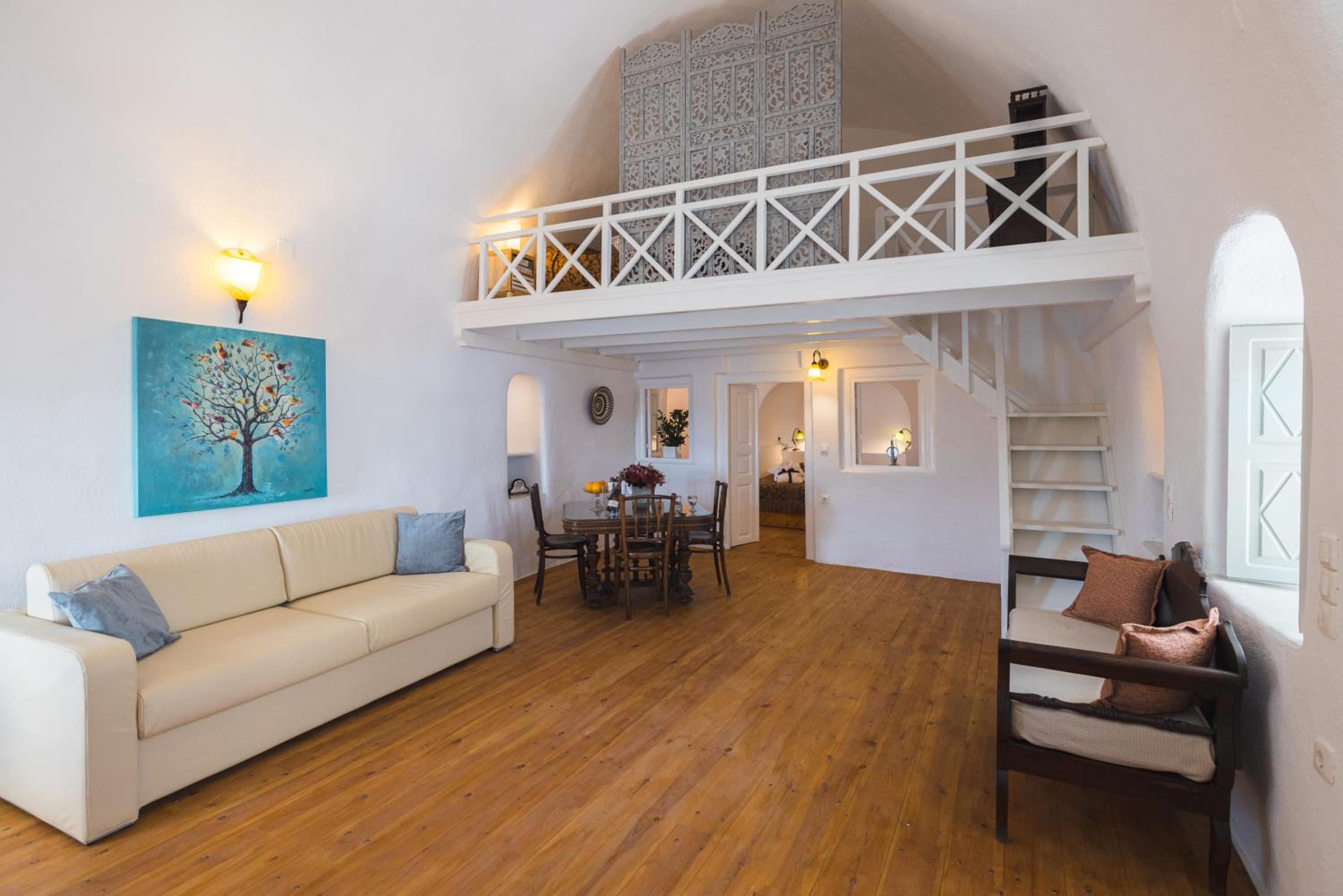  Summer Lovers Villa with Private Whirlpool & Caldera View photo 1