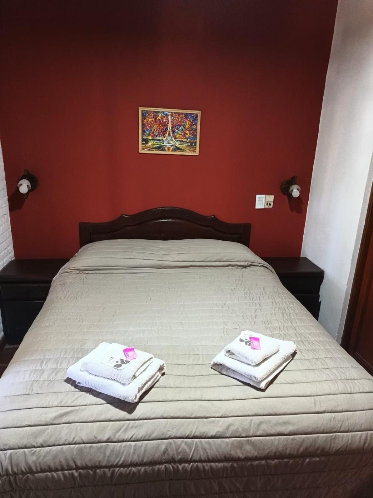 One-Bedroom Apartment (4 Adults) photo 1
