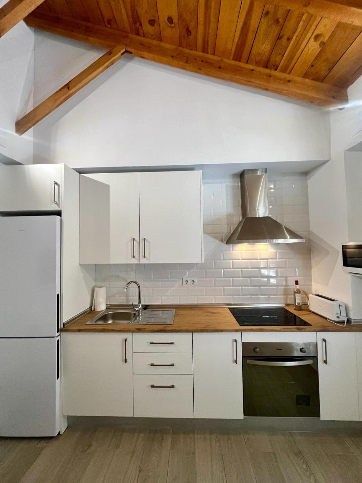 One-Bedroom House photo 2