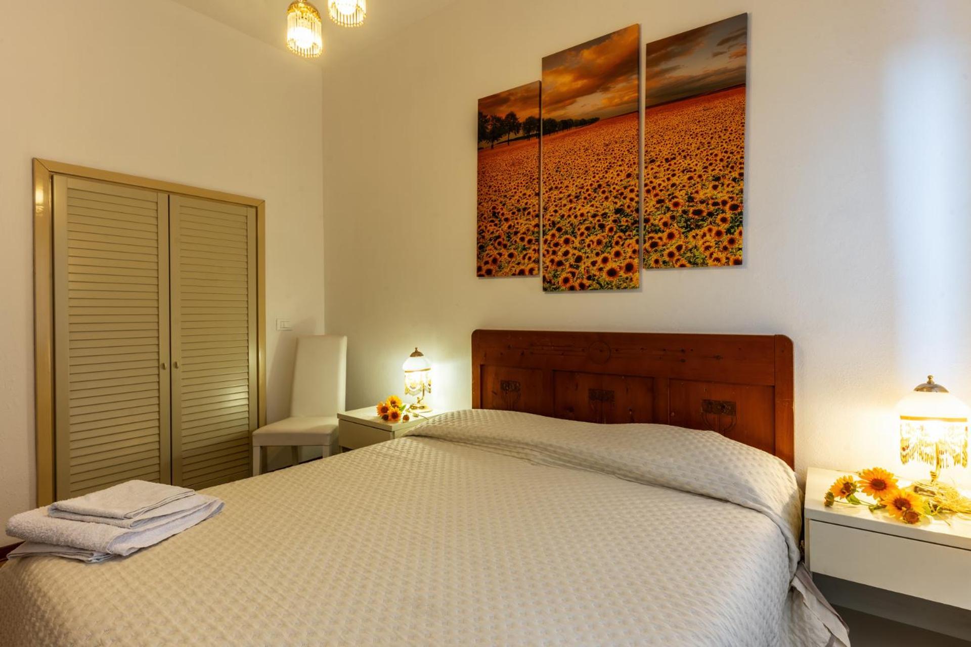 Double Room with Private External Bathroom